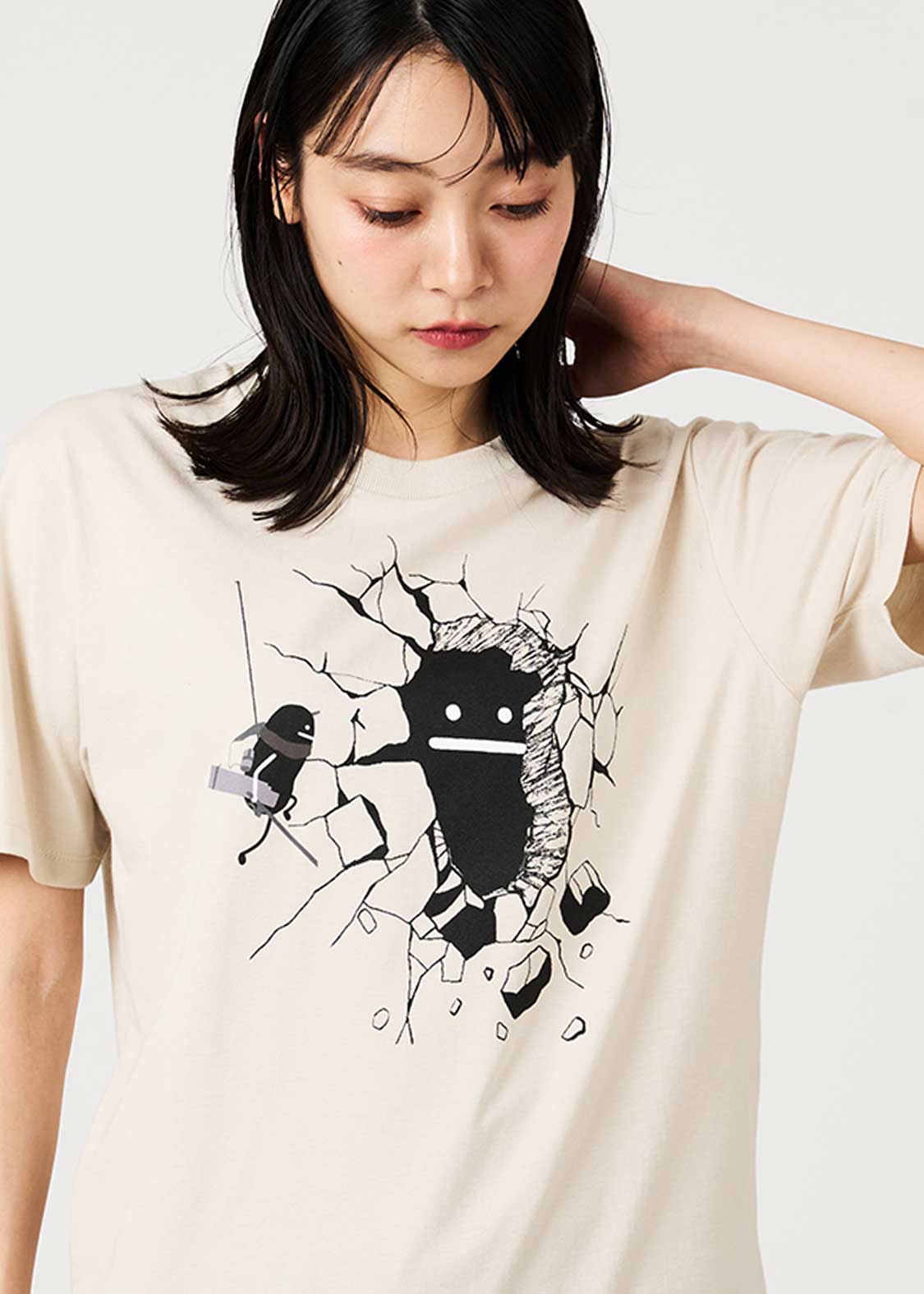日本預訂📍黑豆人 x 進擊之巨人圖案短袖Tee 2026年9月中旬出貨