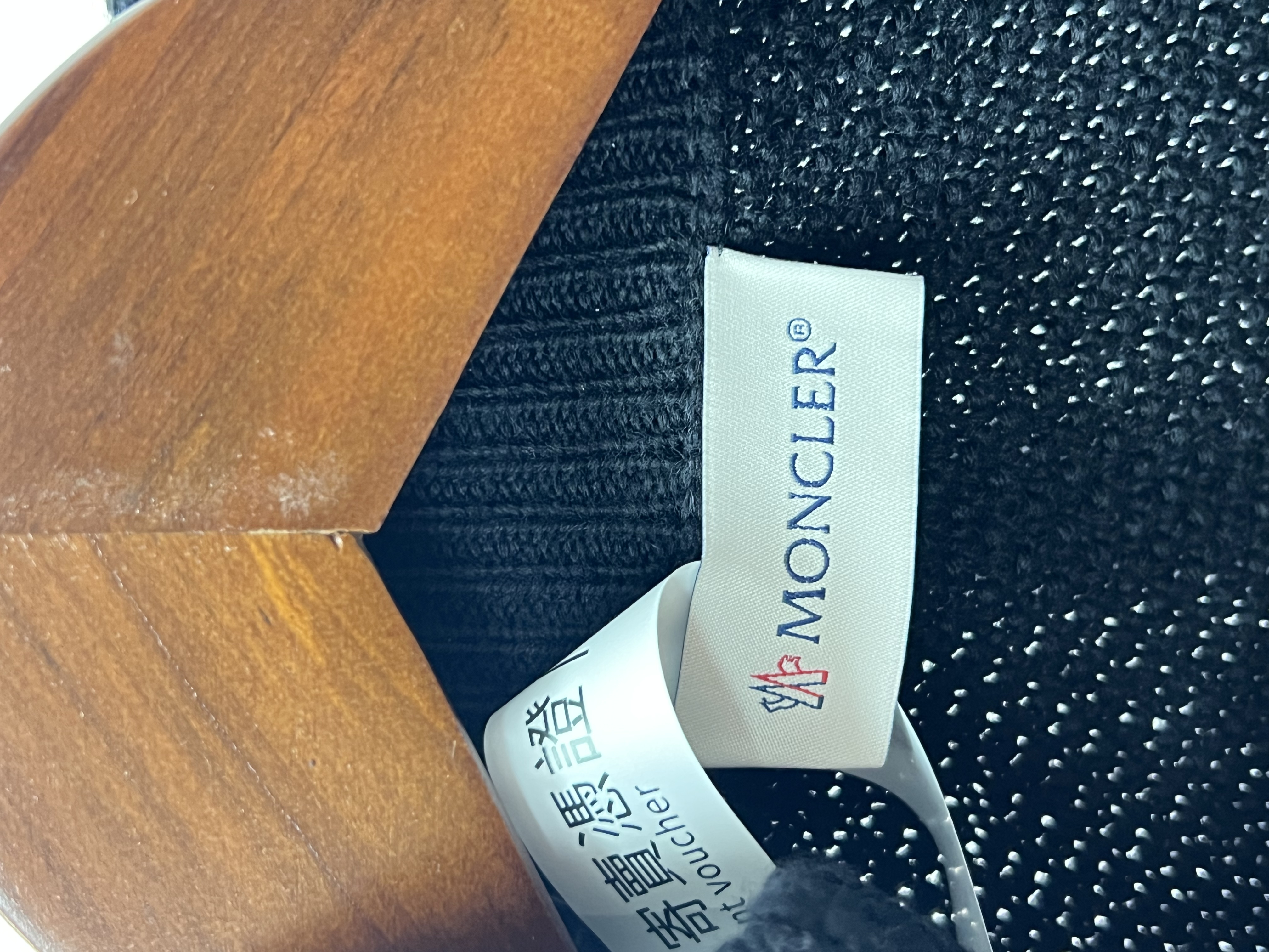 Pre-Owned Moncler Jacket / Product Code: 26041102