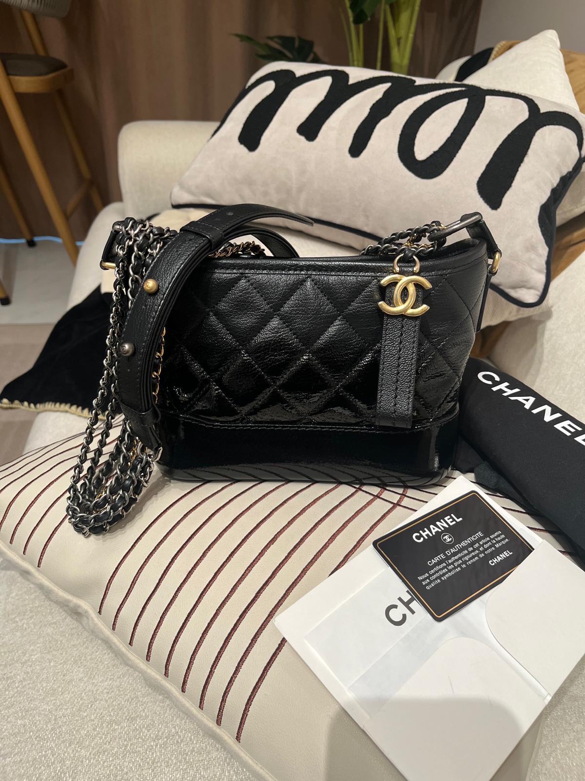 Chanel Gabriella hobo small, 100%Authentic, 98%new, ✅專門店收據 ✅Card✅Dust bag✅Box