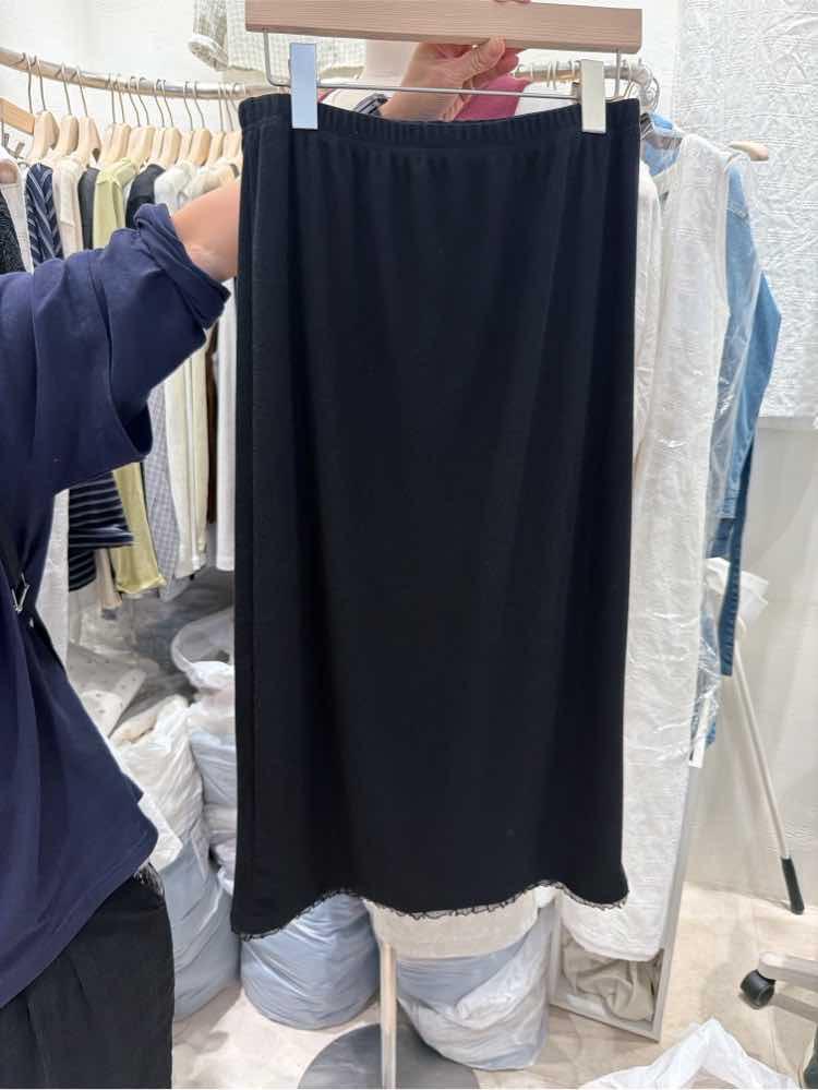 221126 半截喱士裙 腰 68-110 Hip 108-128 長 80