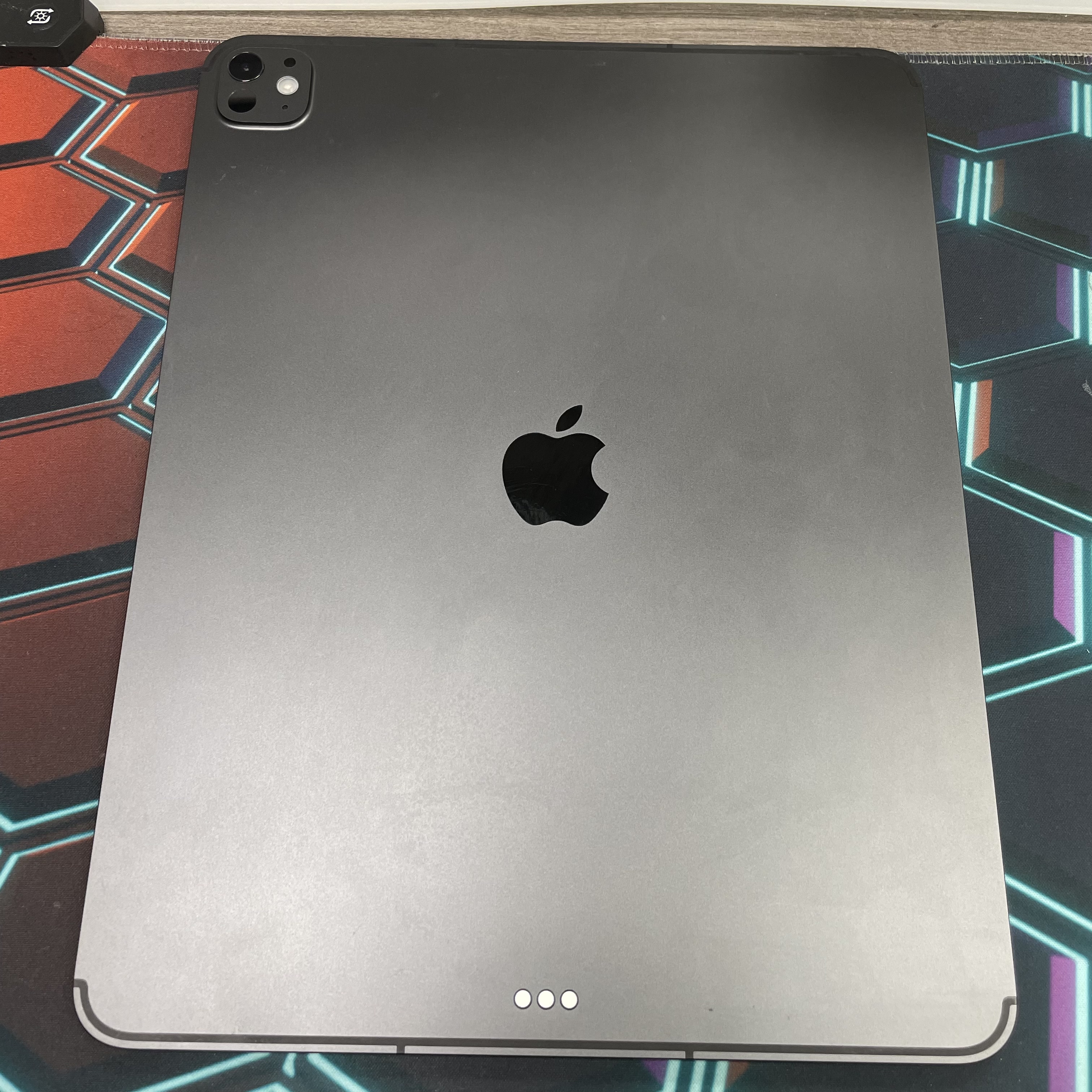 *7769100 iPad Pro 8 13吋 M5 未使用瑕疵品 256GB 電100 黑色 black