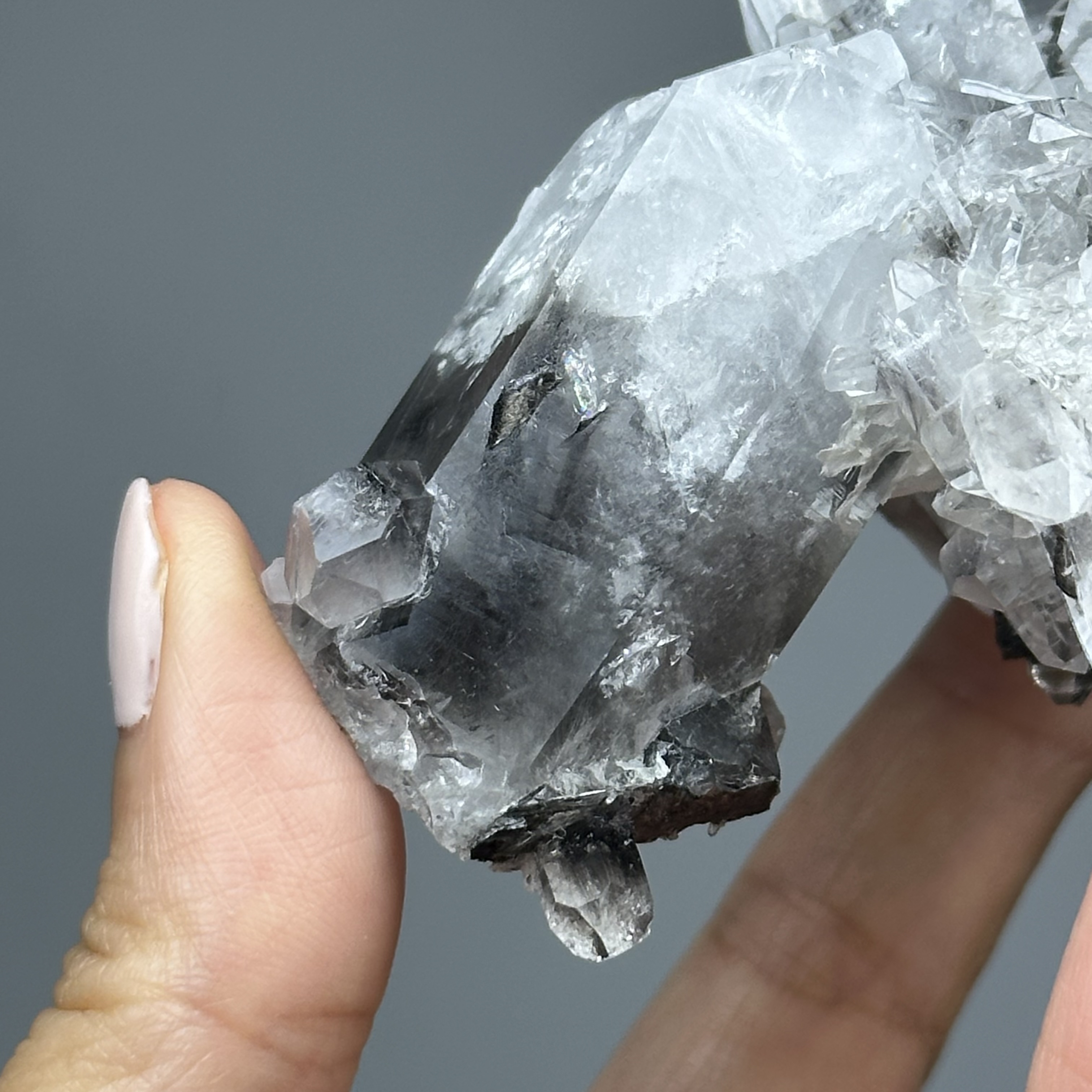 黑銀鈦水晶簇 - Brookite and Rutile Quartz | RU011