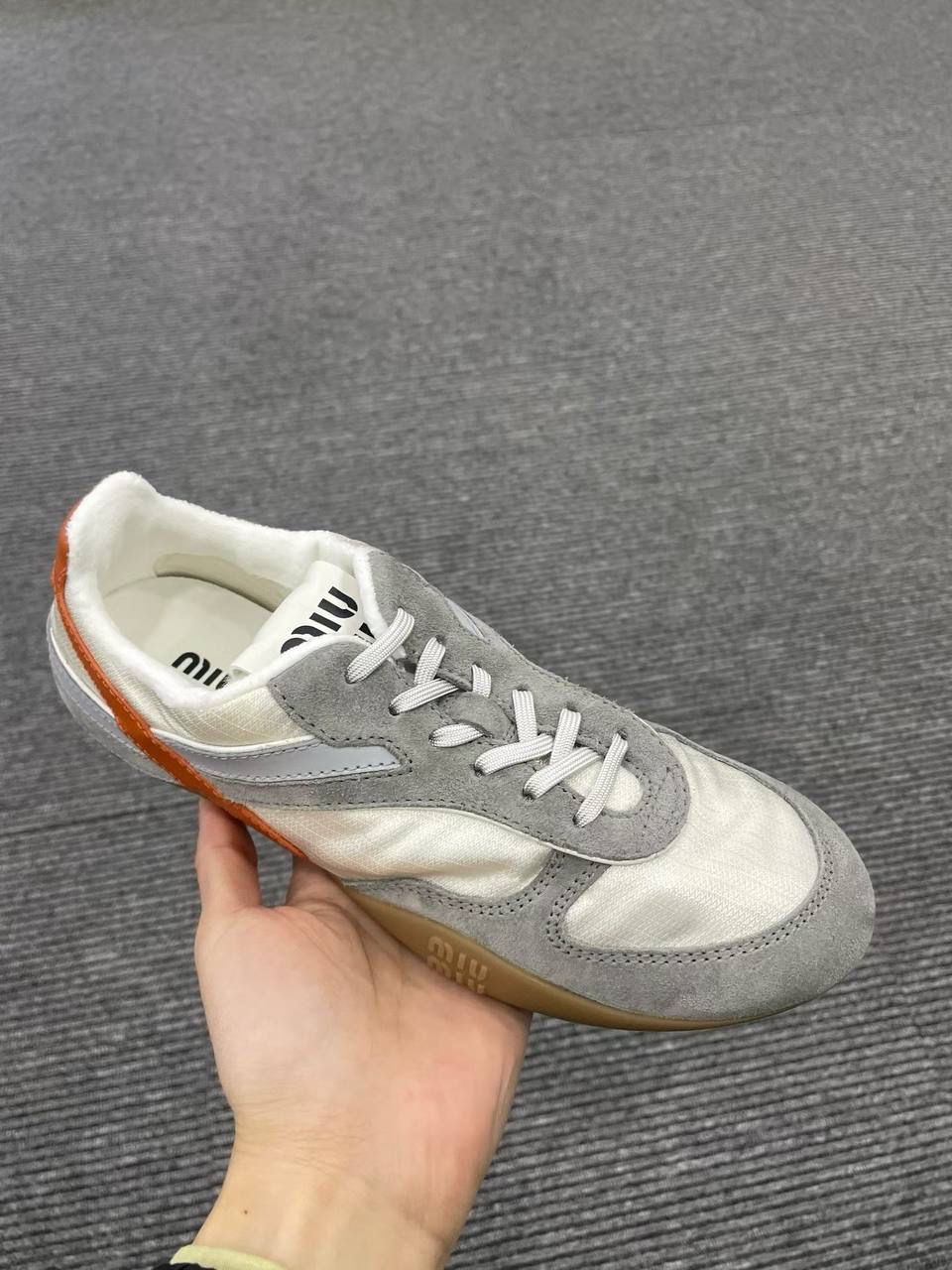 Outlet 折‼️MIUMIU Gymnasium sneaker  🔖Size 35.5-38