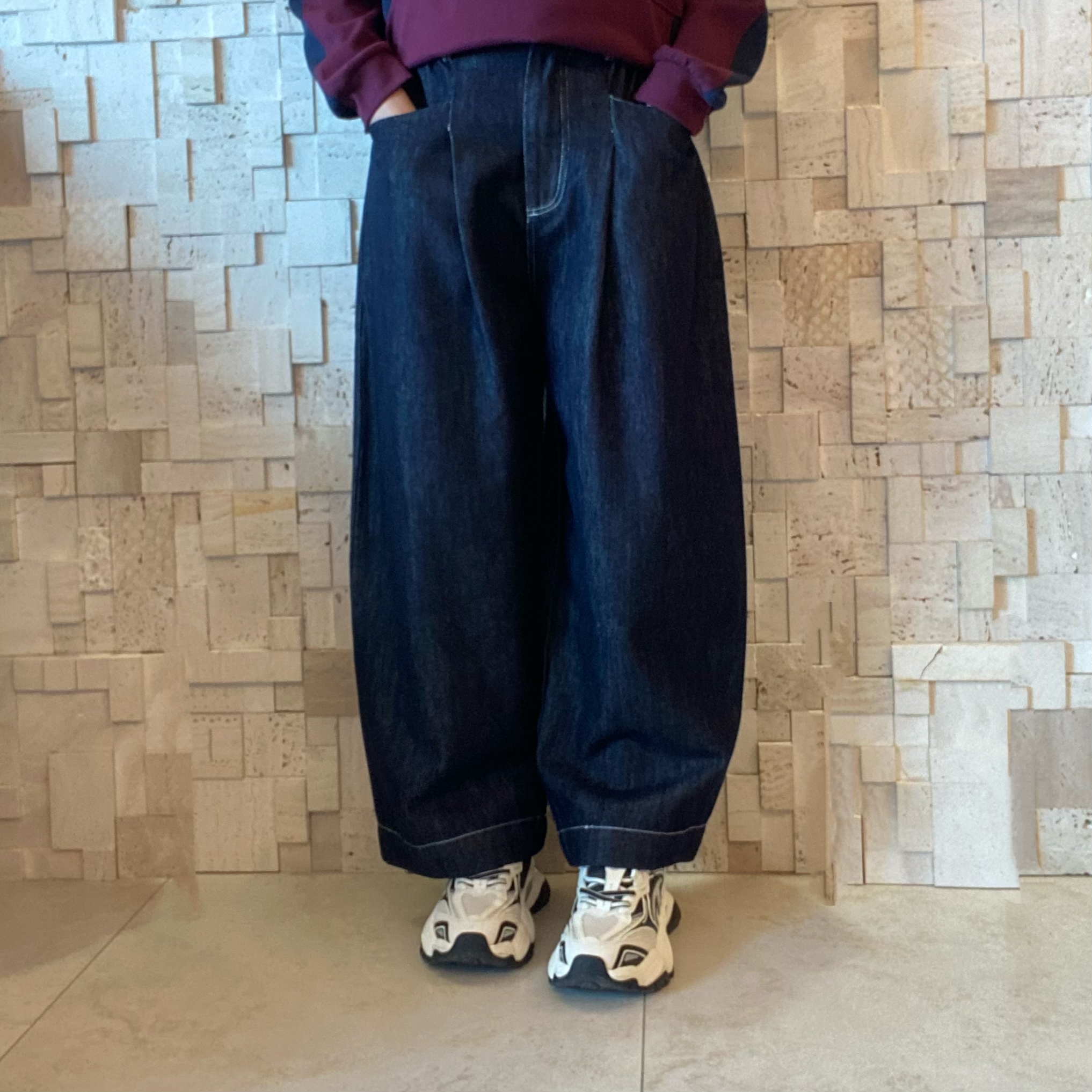 B00558 闊身牛仔布褲