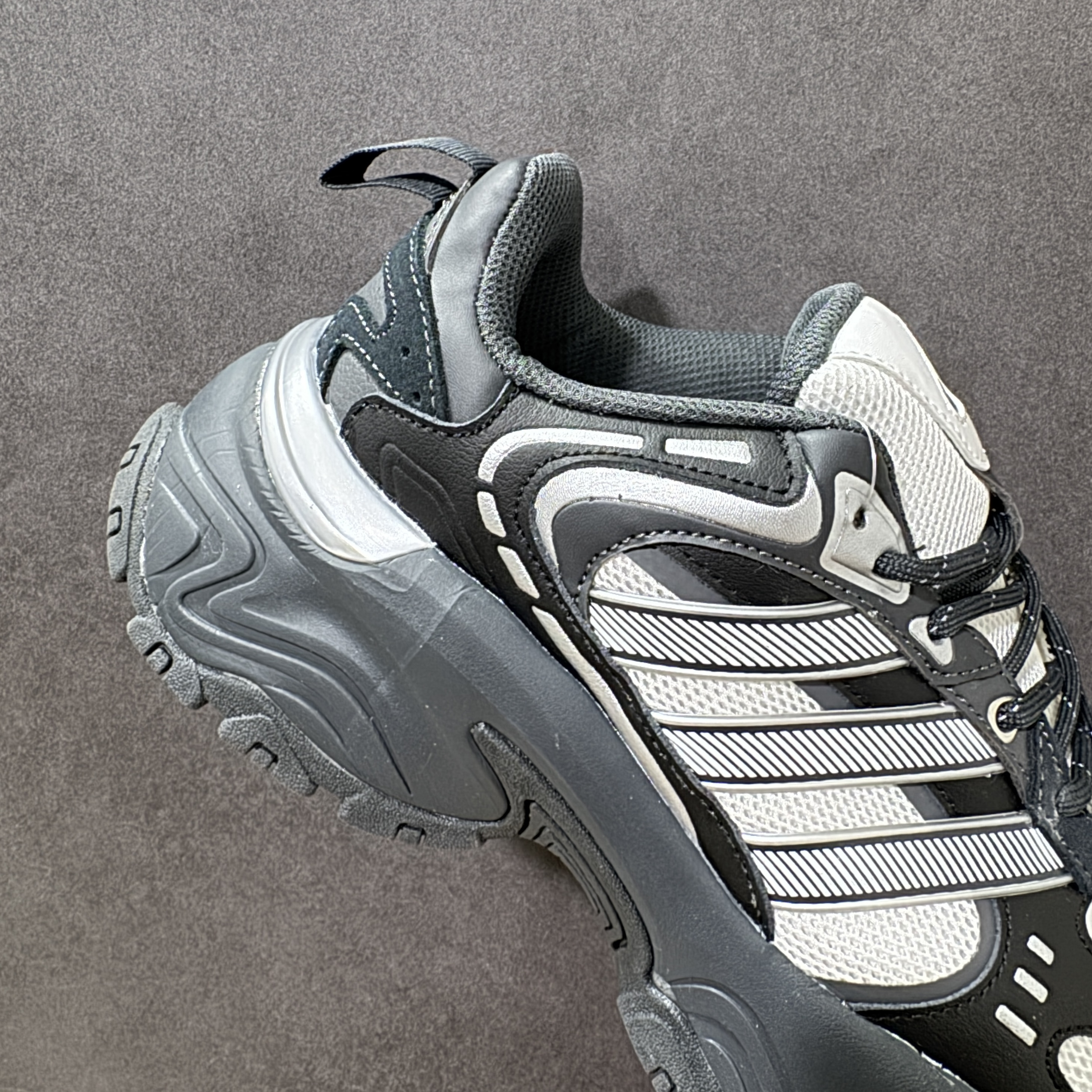 Adidas Shadow Fever JR0040