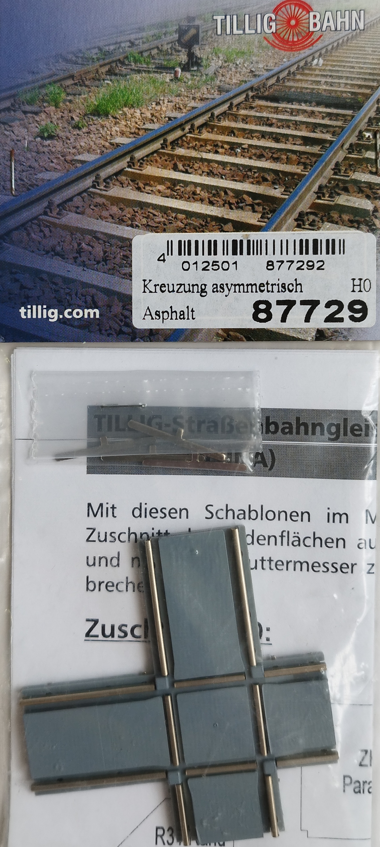 Tillig LUNA HO 十字路口鋪路石1:87 Crossing bitumen/concrete 馬路路軌•城市輕軌•電車路軌