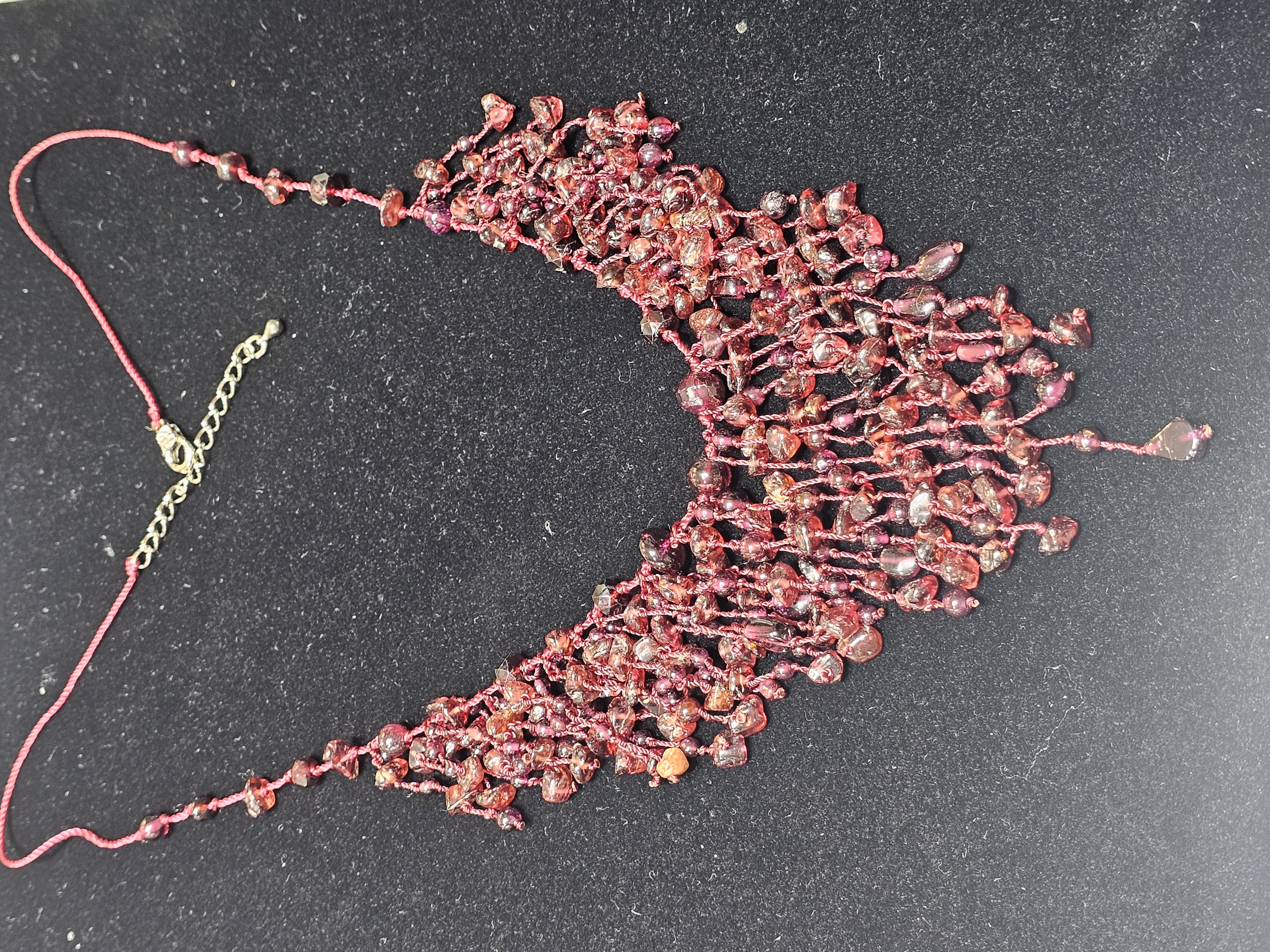 石榴石不定形織繩頸鏈