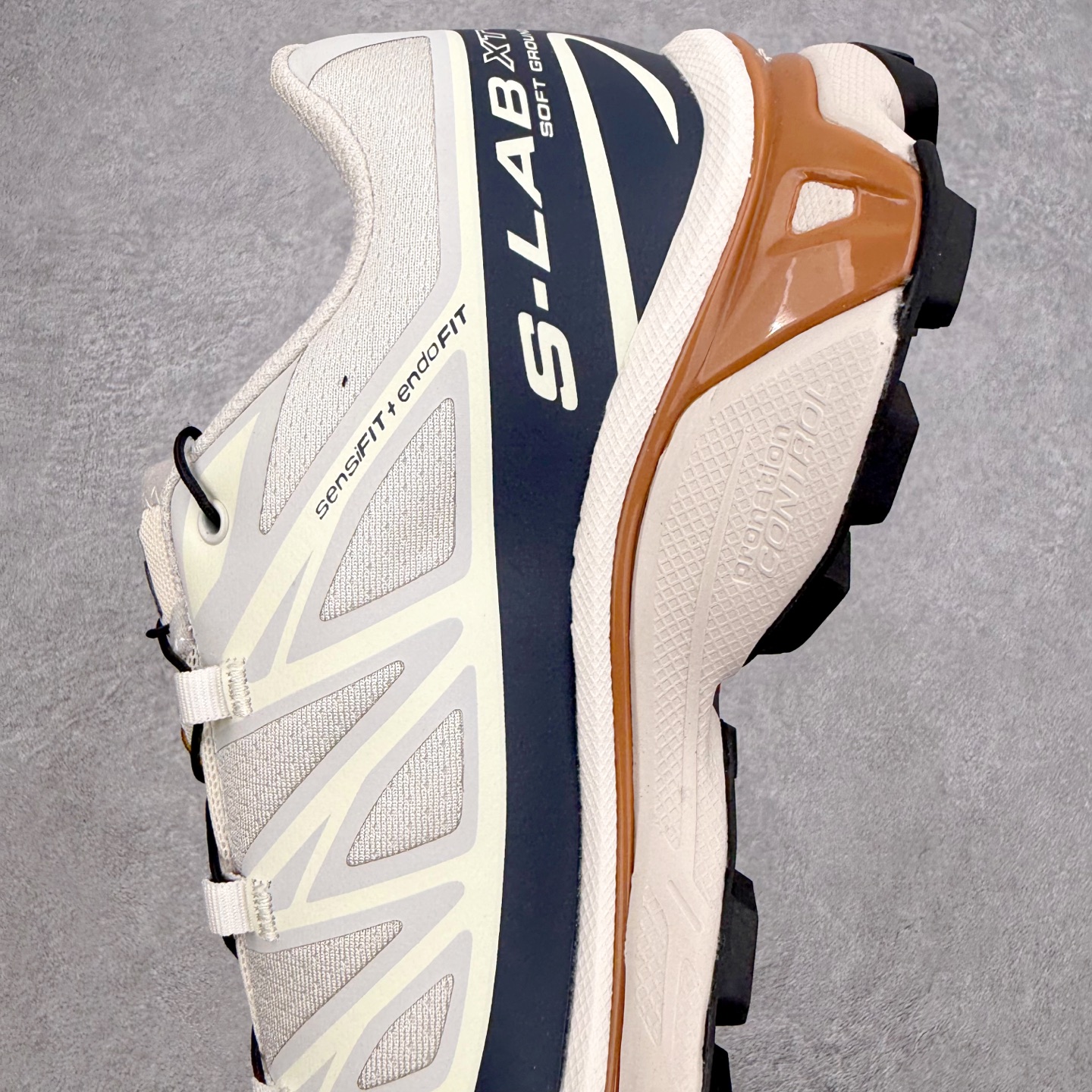 Salomon XT-6