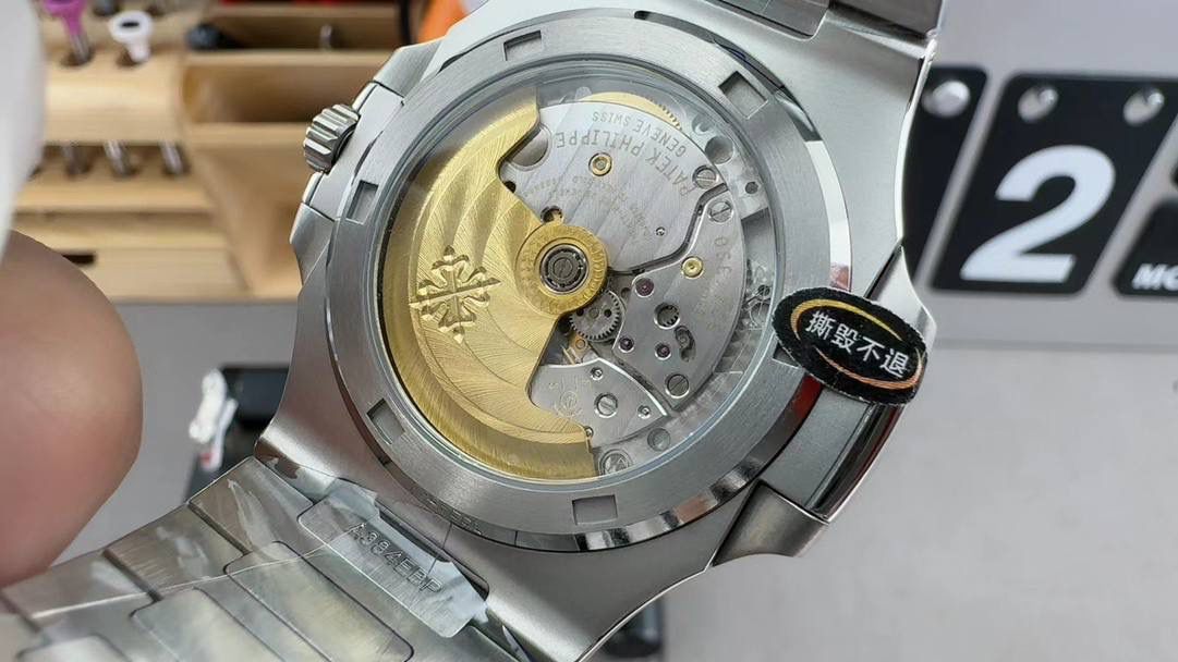 鹦鹉螺5711灰盘胶带胶带款/40mm*8.3mm/Cal.324一体机😍💯🤍