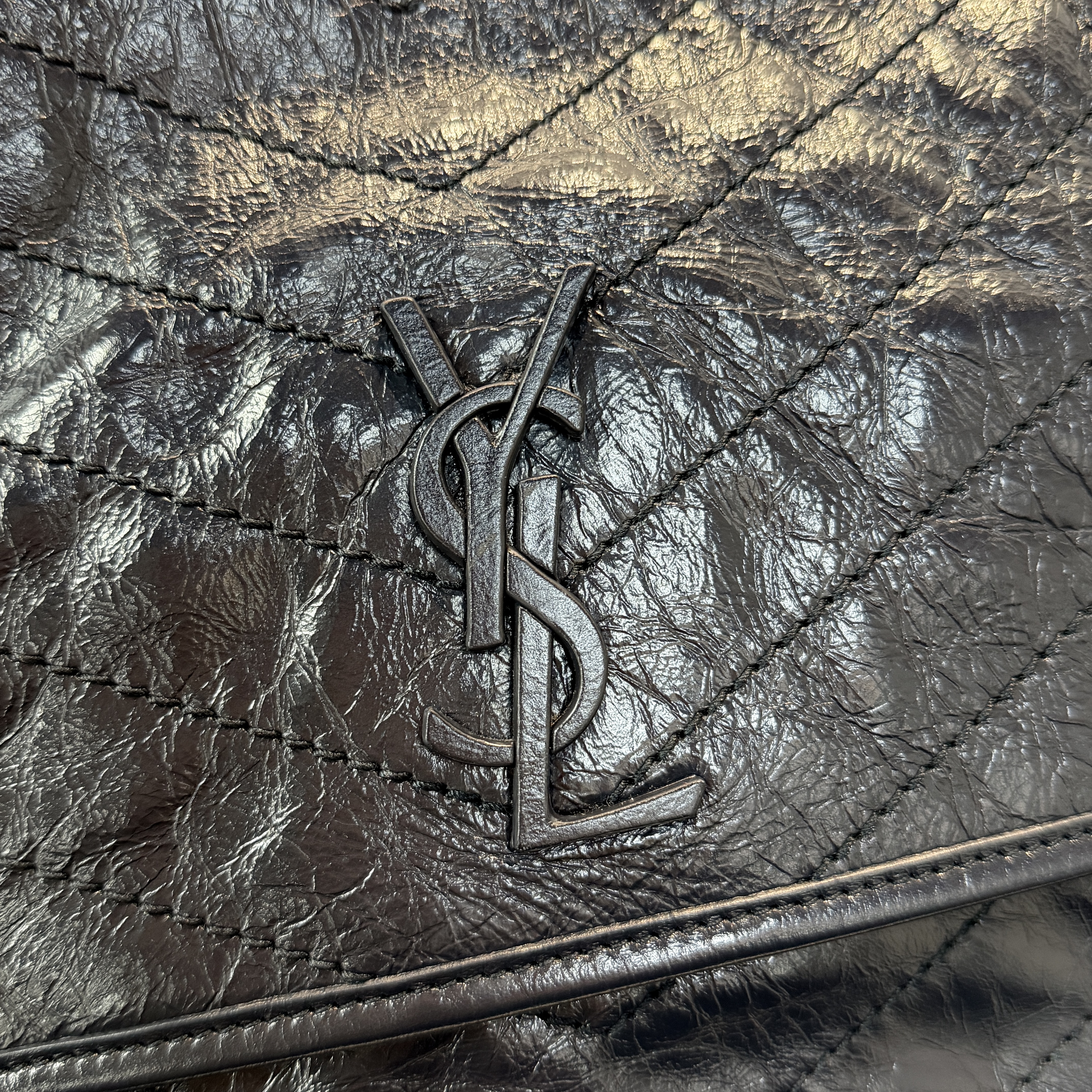 YSL Niki 牛皮D扣 中性風容易襯衫百搭款🫢📣