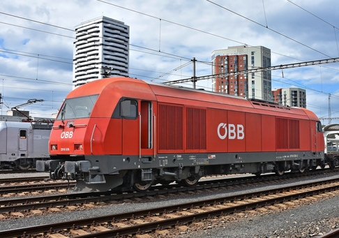 Fleischmann 歐洲2016型內燃電力機車(香港ER20型）N-scale 