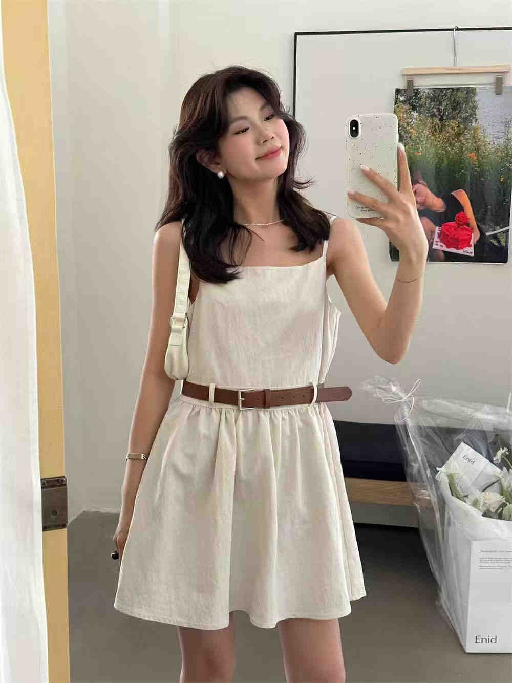 DR320方领连衣裙