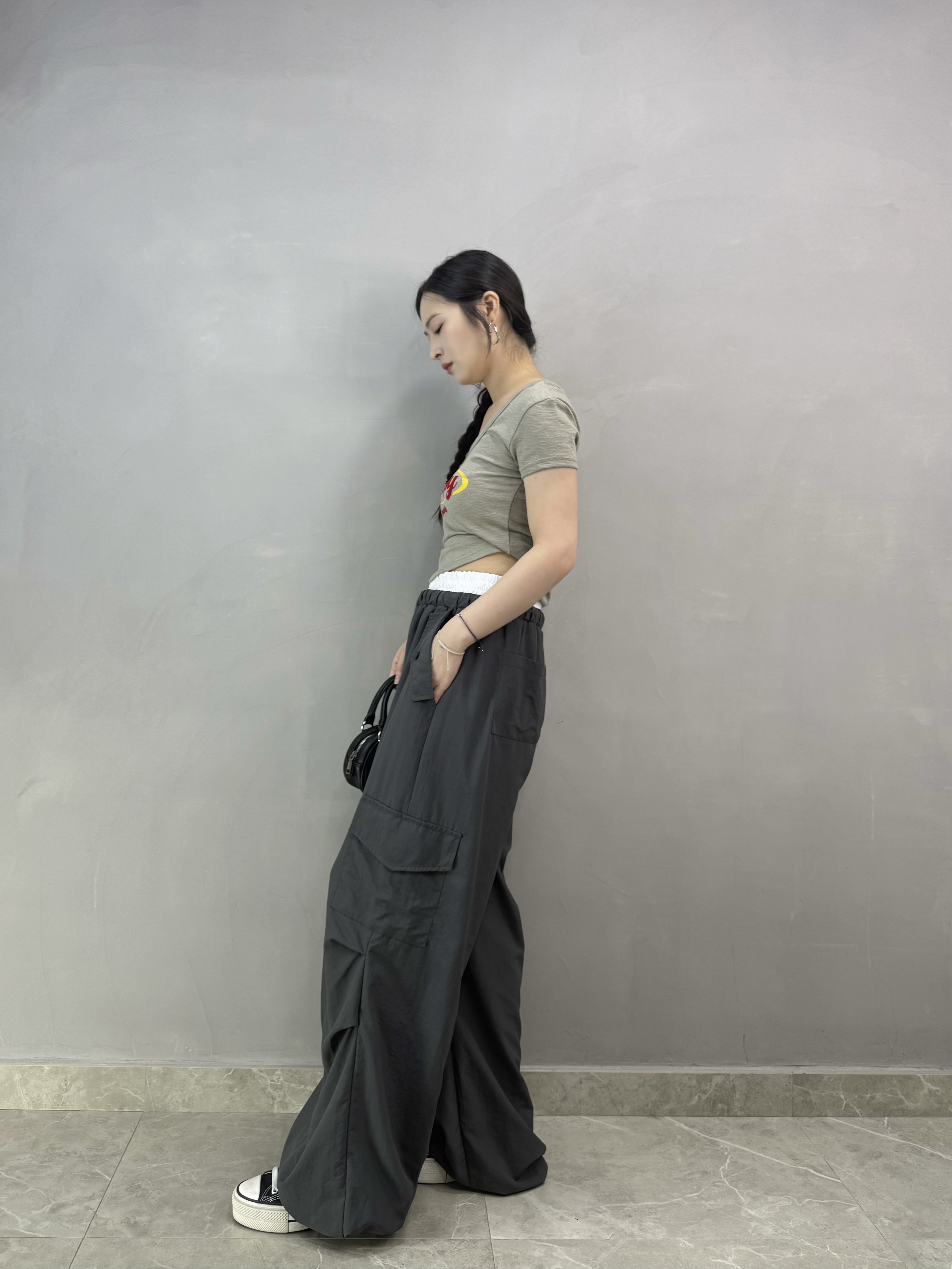 Z65 U領撞色字Tee
