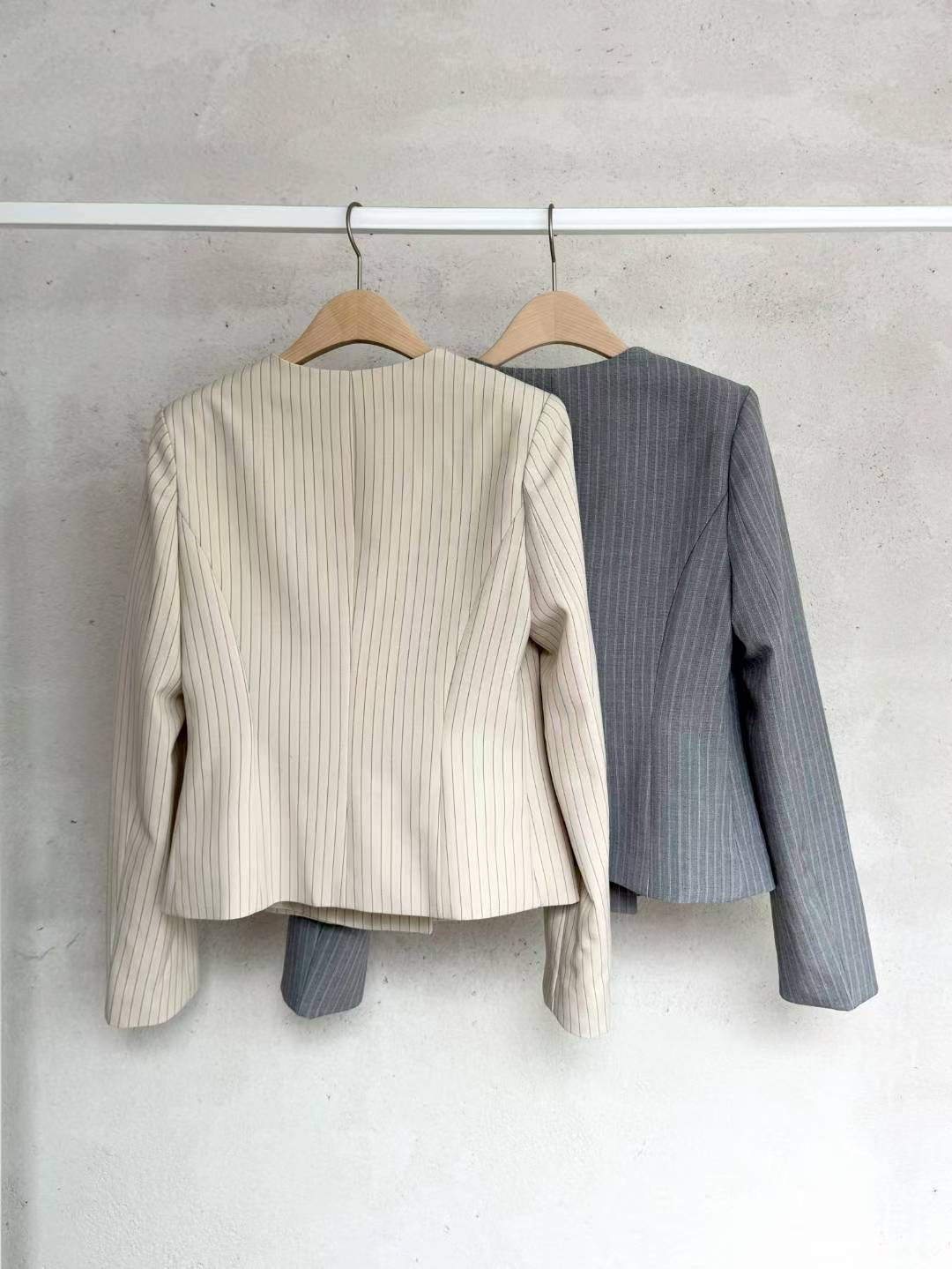 ZA003摩登細條紋通勤套裝