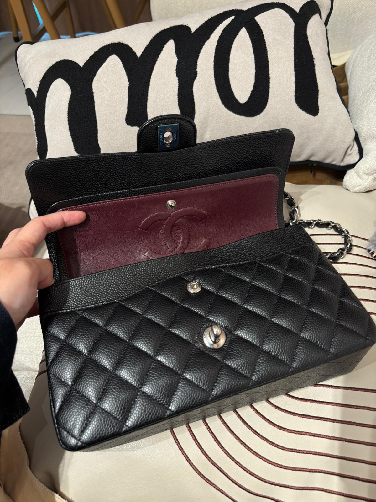 Chanel Classic 25cm A01112 黑色荔枝牛皮銀扣 100%Authentic, 98%New ✅26Card ✅Dust bag✅Box