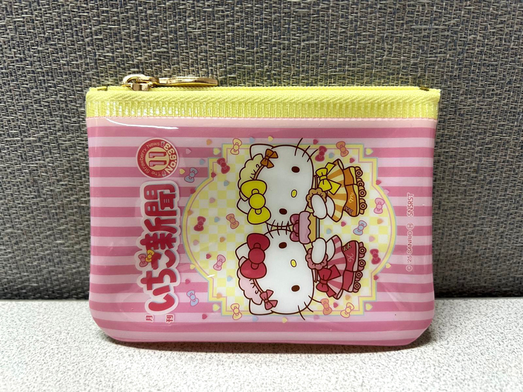 🎌日本直送🎌草莓新聞Hello Kitty迷你 收納包 散子包 卡包 