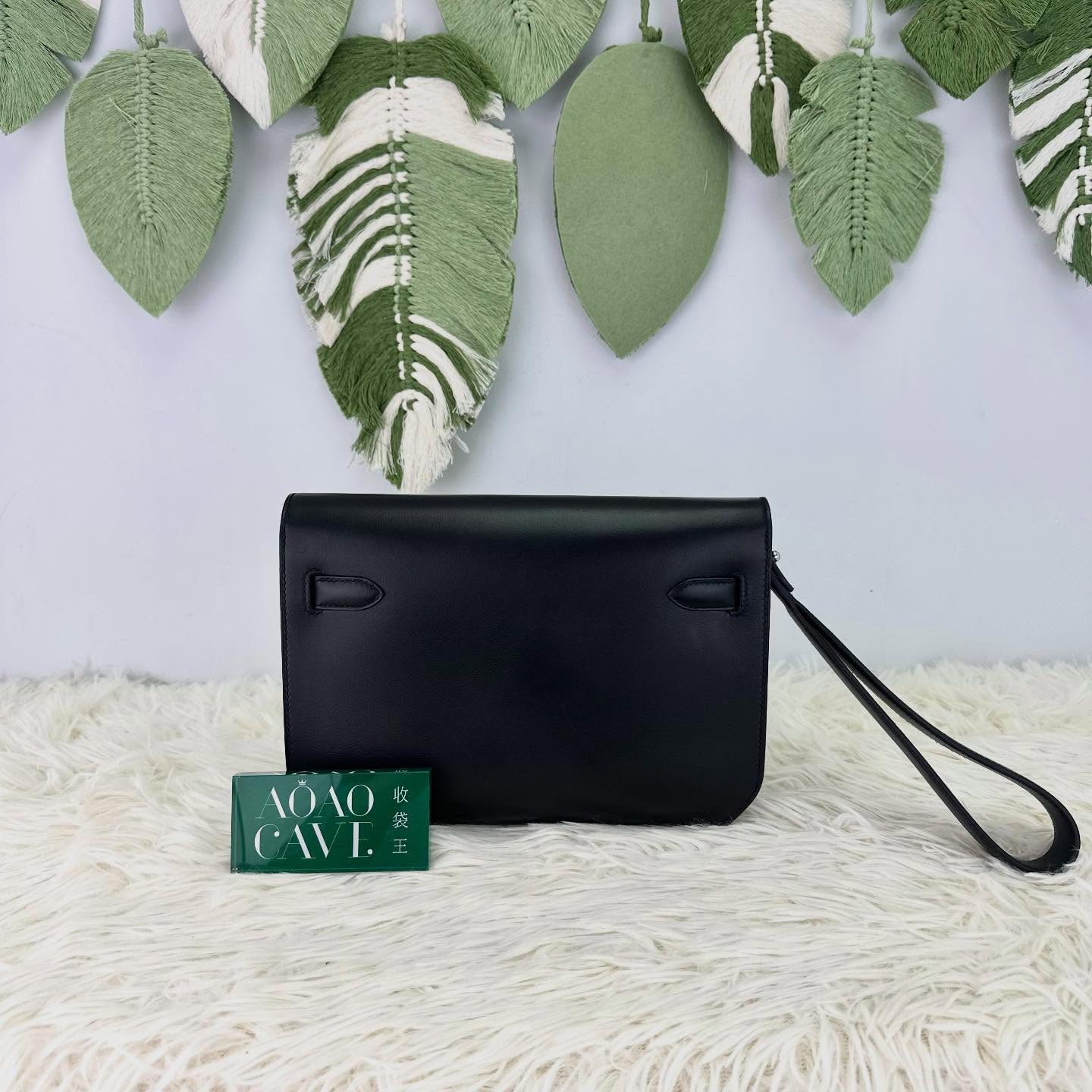 HERMES🤍PRE OWNED Kelly Depeches 25 Pouch 黑色銀扣 Y Stamp 全套有單🖤
