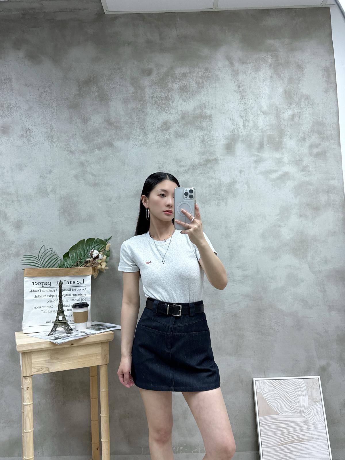 G18 彩點刺繡字Tee