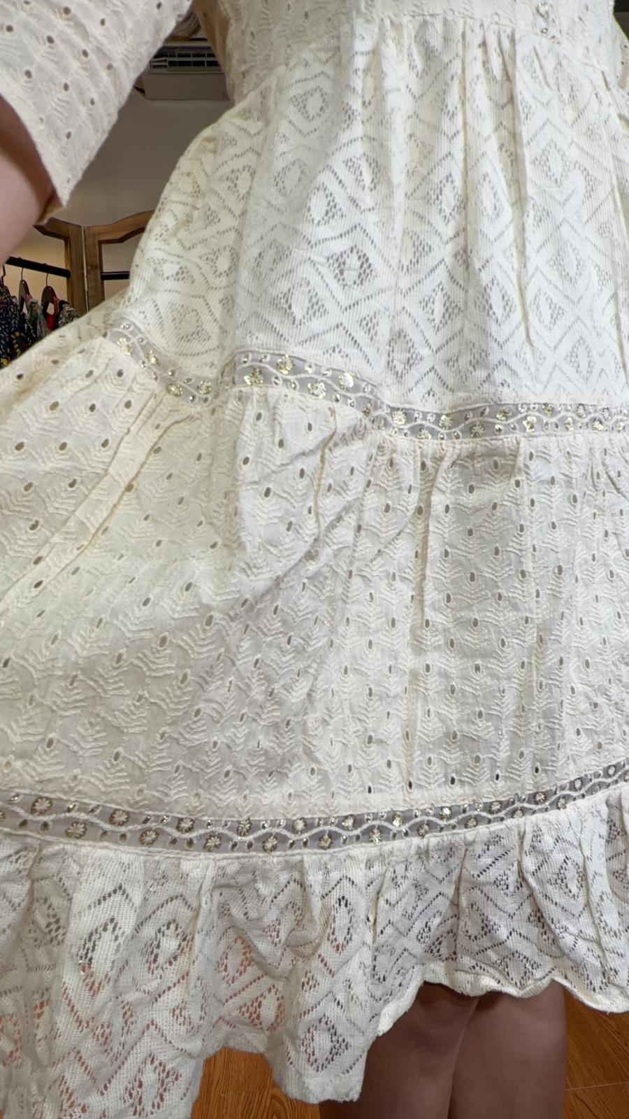 3075 White Feather 3 Layer Mix Lace Edge 39"