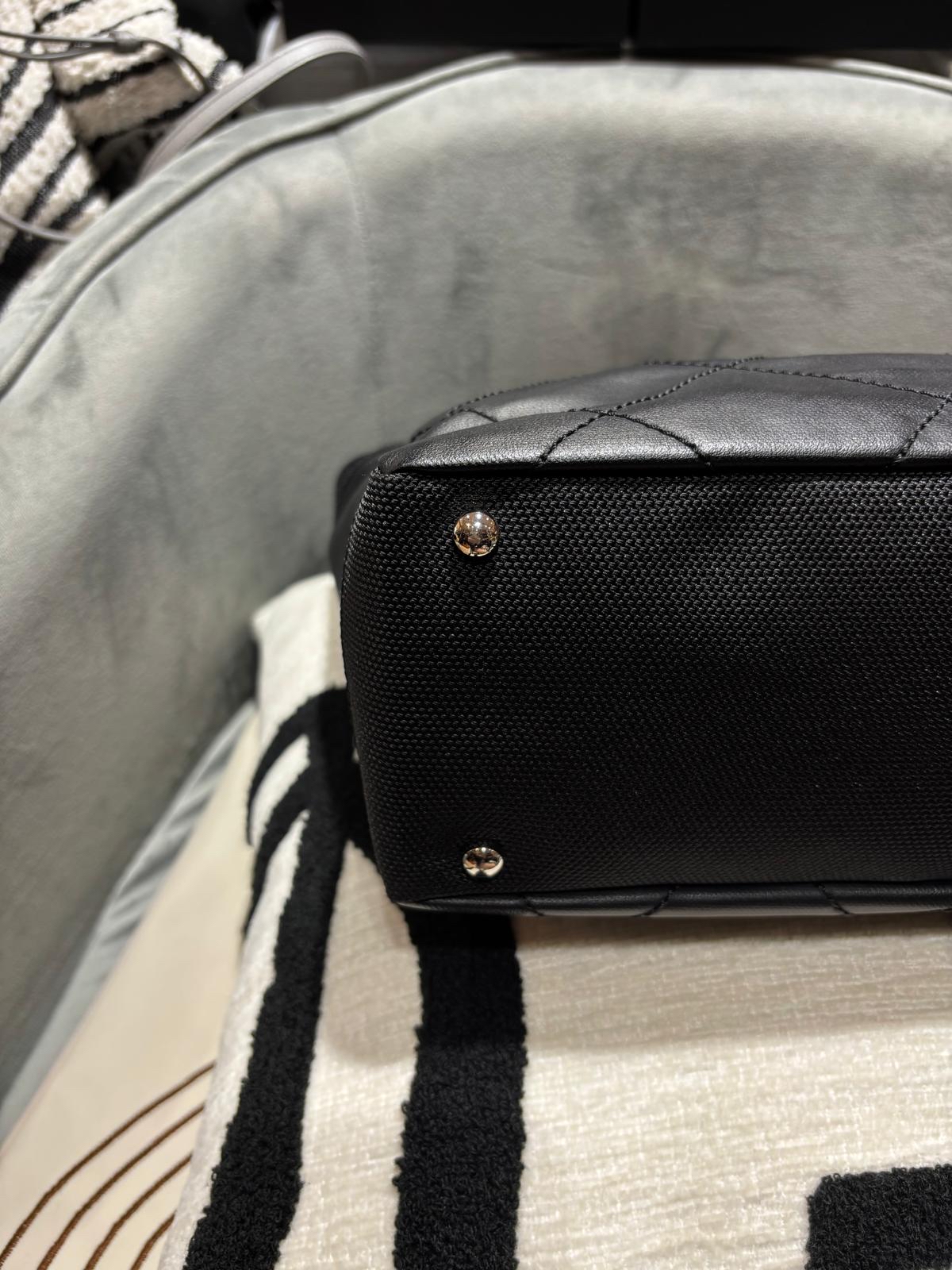 Chanel Paris biarritz Tote Bag 100%Authentic, 95%New ✅Card✅Dust bag