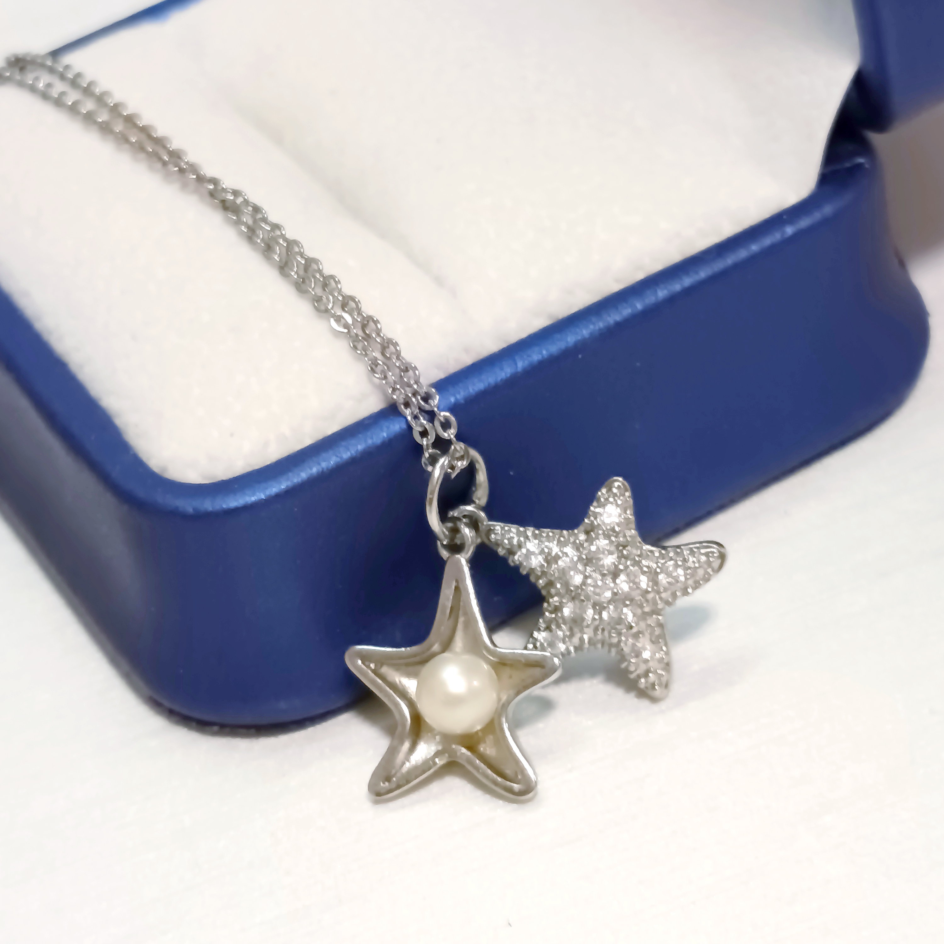 正圓強光日本akoya 海水珍珠注金鋯石可打開小海星吊墜（送注白金鍊）