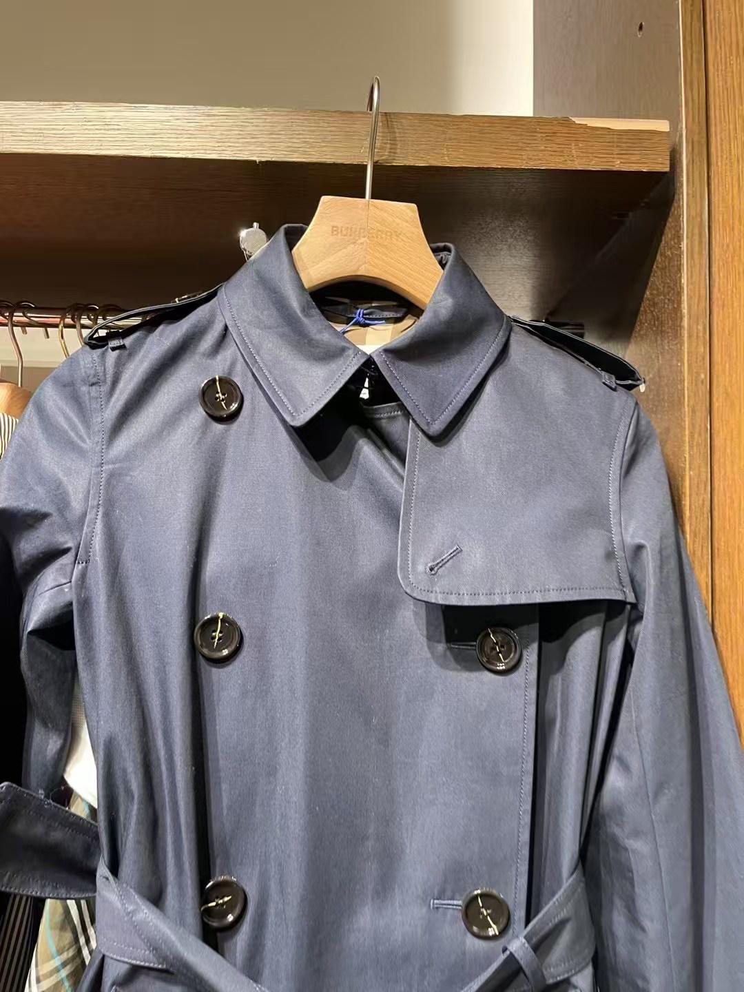 預購Burberry🌈🌈折扣款 女士風衣 中長款 新版型 有肩線款 Sale