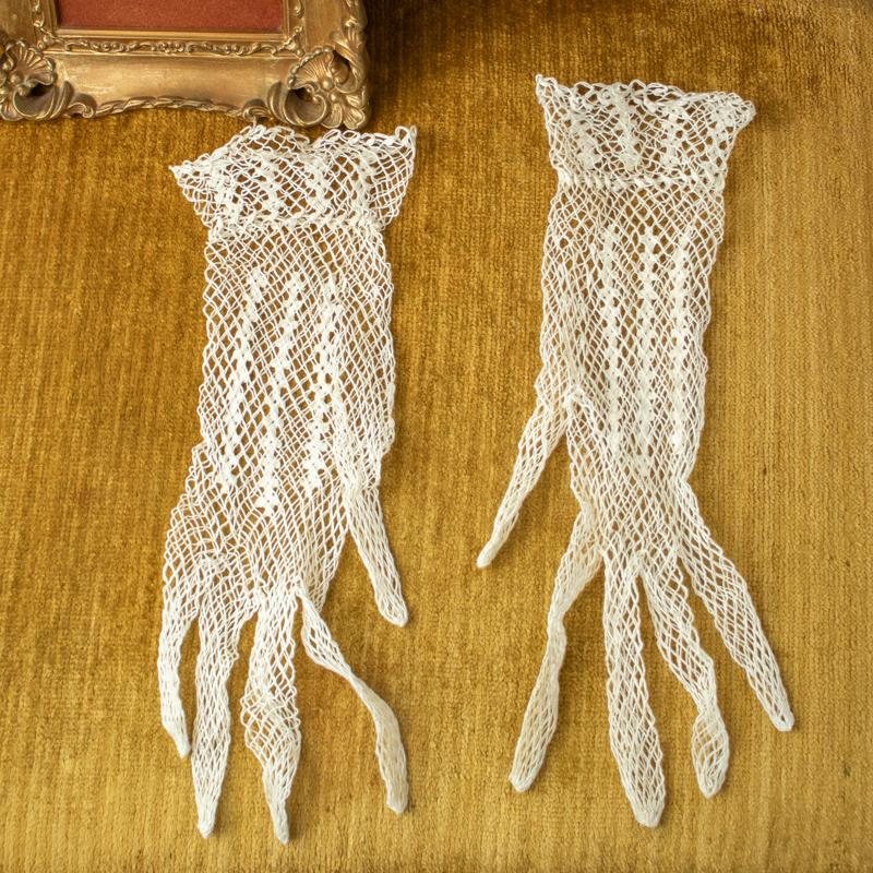 RARE! Antique Turn of Century/Edwardian Crochet Lace Glove(CD086/CD087)