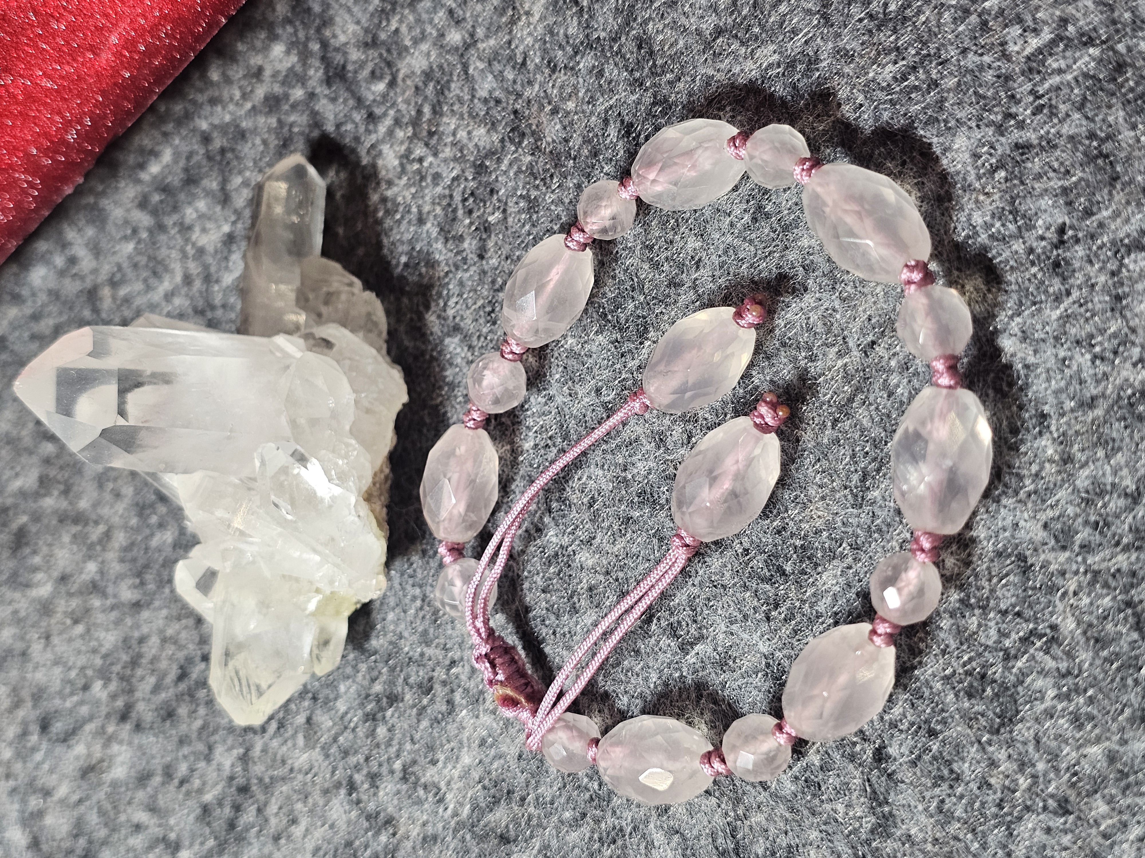 粉紅晶角度織繩手鏈