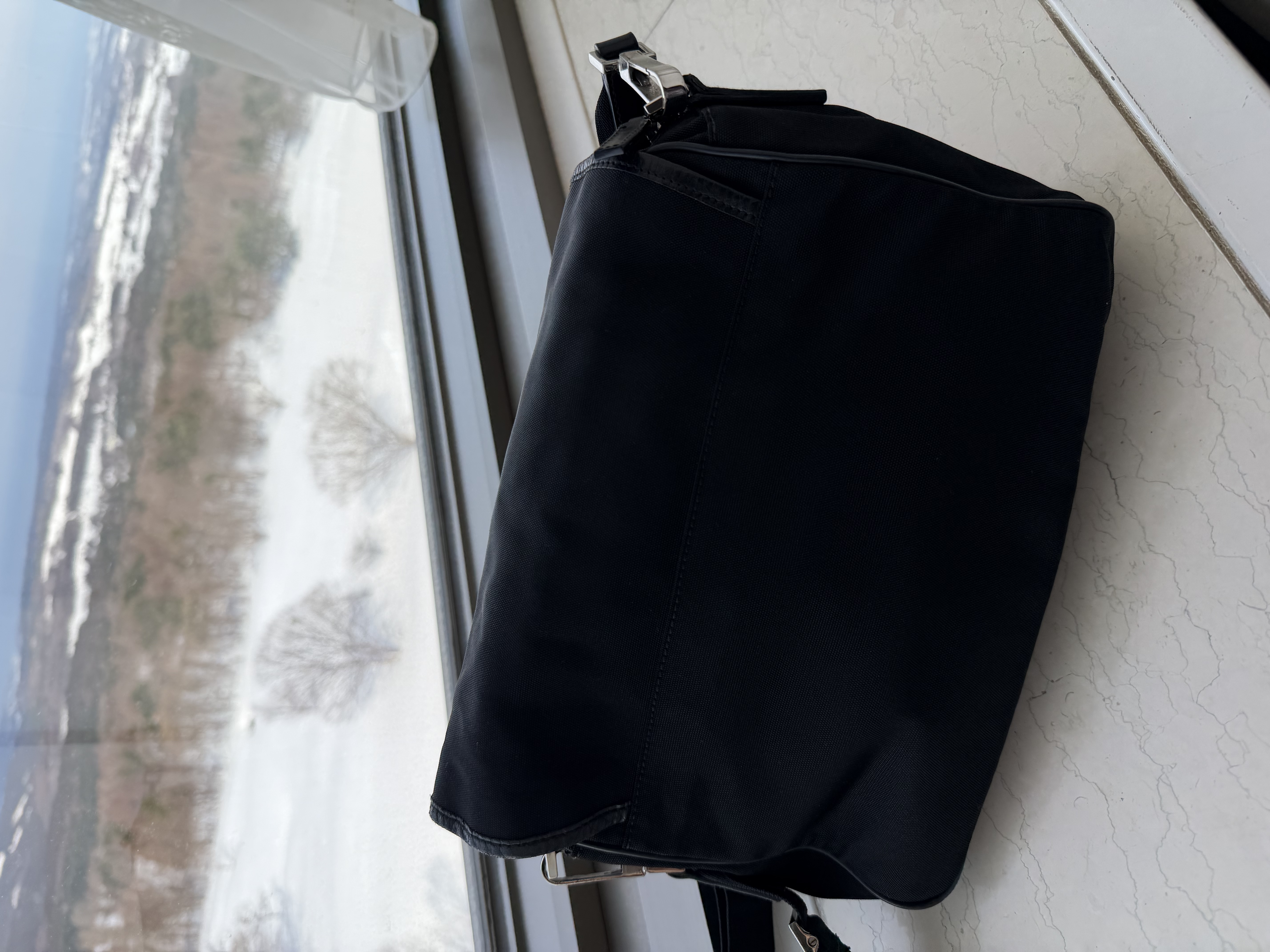 Gucci black黑色 nylon /leather crossbody bag 