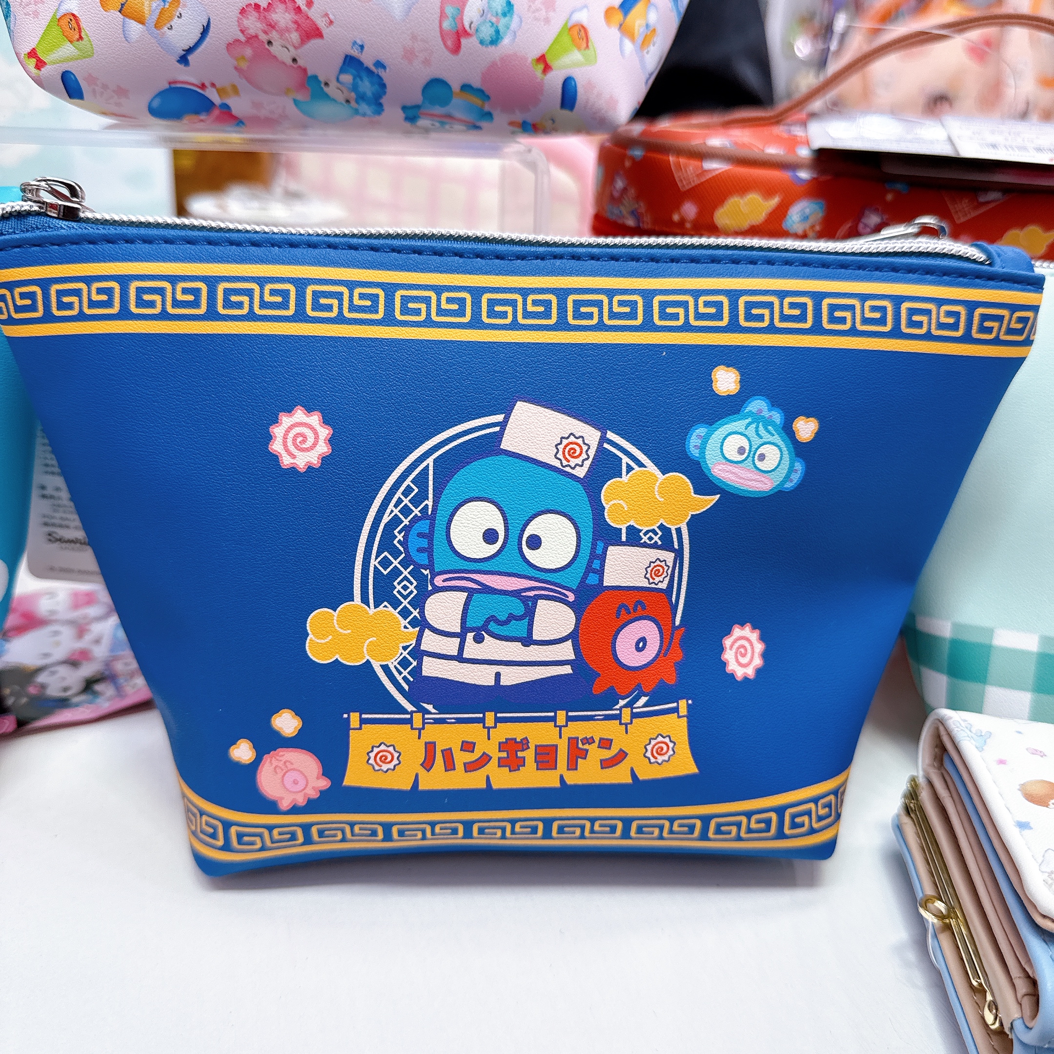 日本直送本店獨家發售Sanrio水怪 pc  星之卡比化妝袋 銀包