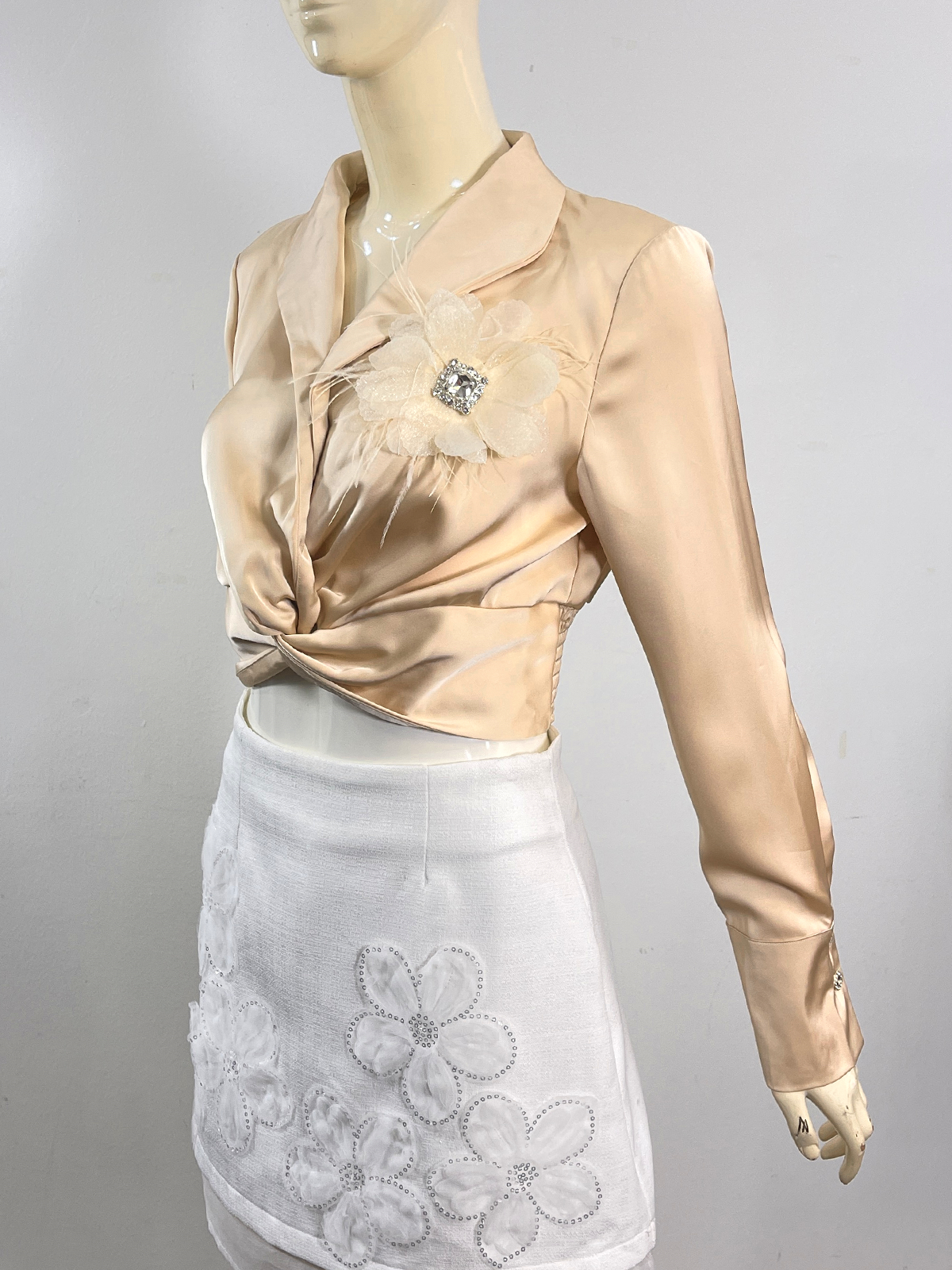 Opaline Twist-Front Luxe Blouse M62