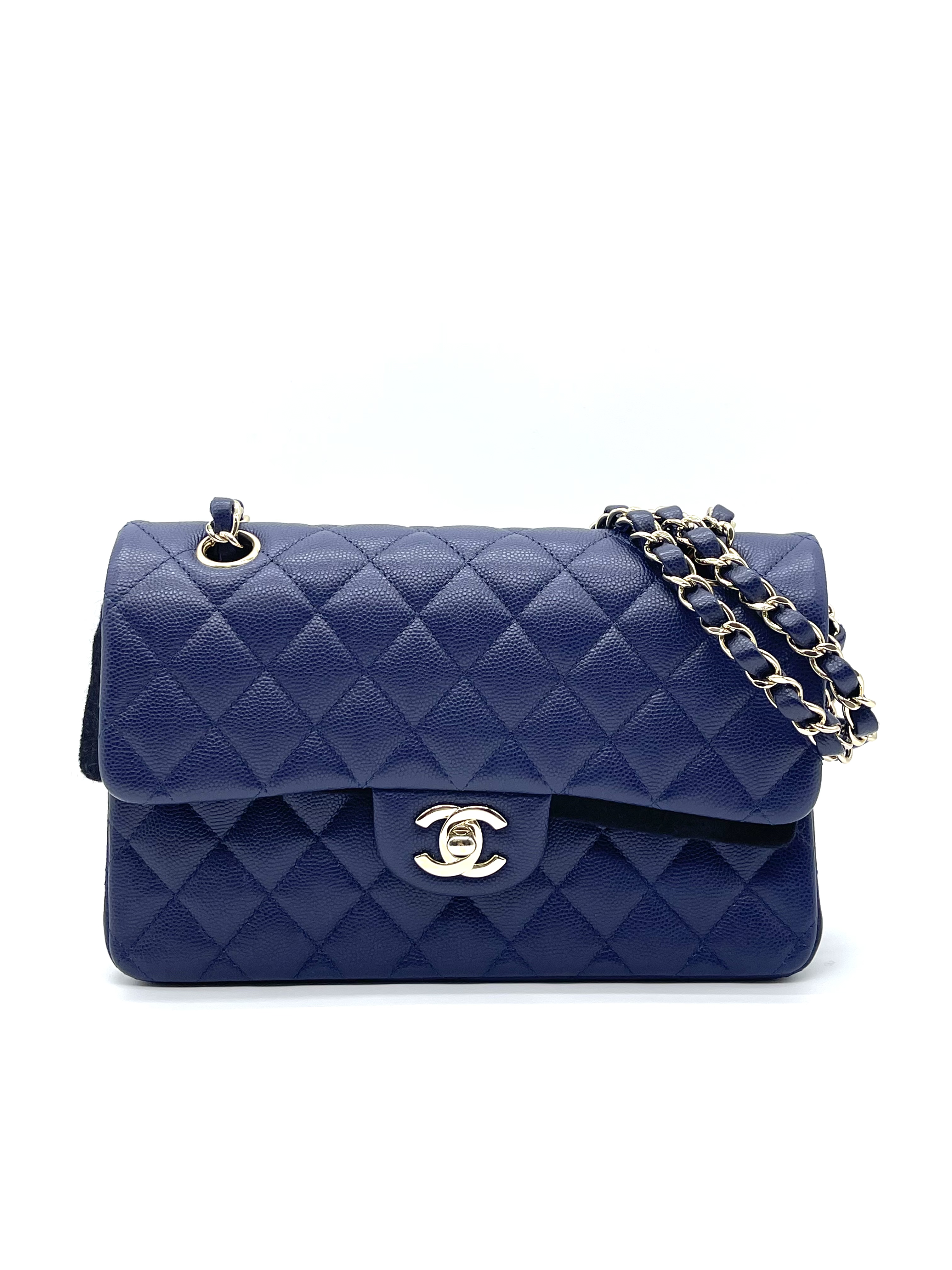Pre-owned Chanel Small Caviar Classic Double Flap Bag / Product Code: 26032708