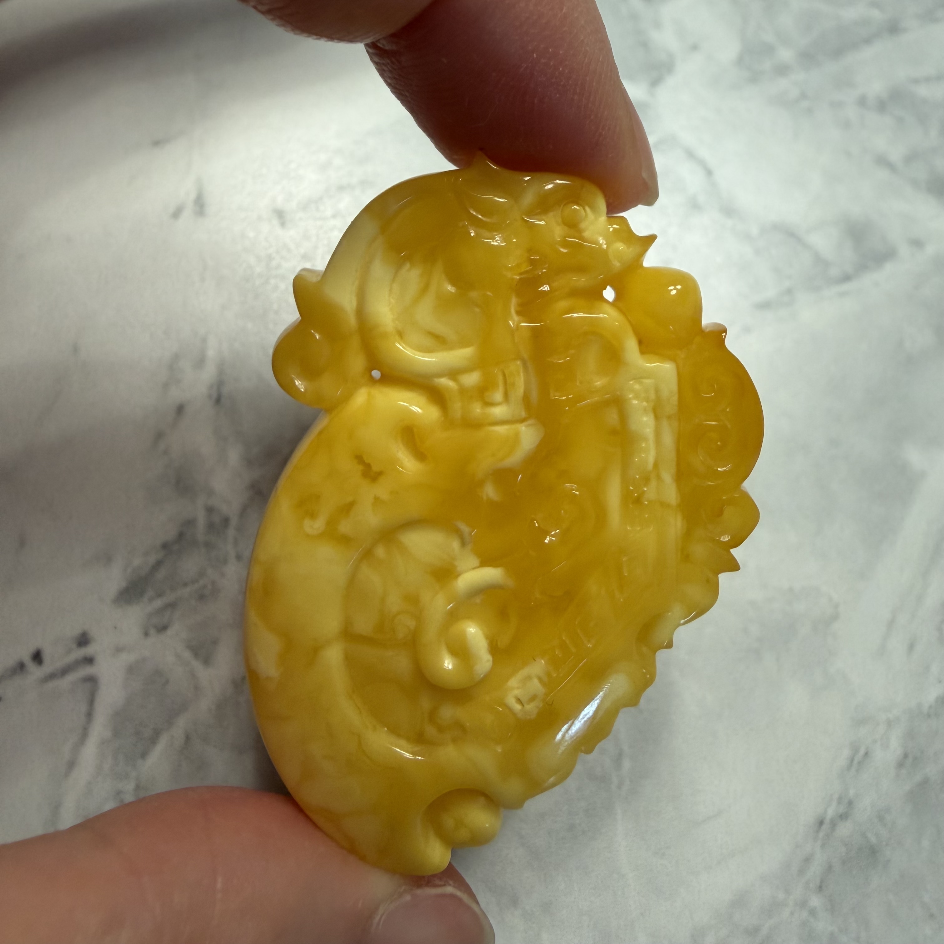 ［閉店一口價］波羅的海金白妖花仿古雕刻府上有龍