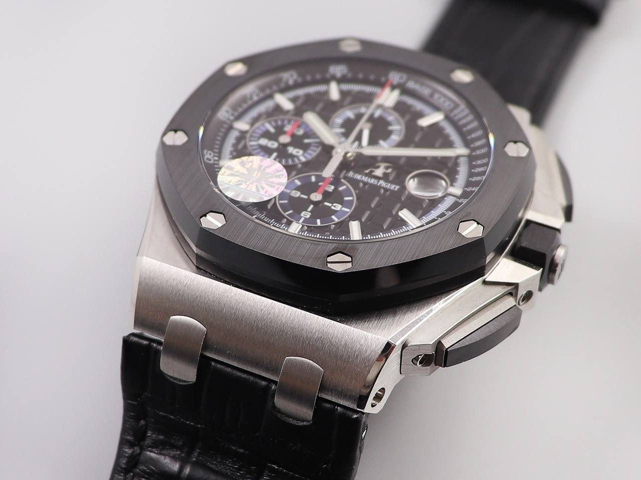 A P26411PO钢壳黑陶圈系列，直径44MM，搭载订制版12H计时3126机芯，特制的顶级橡胶带🔥🔥🔥 最强版＂26411PO＂系列🔥💯