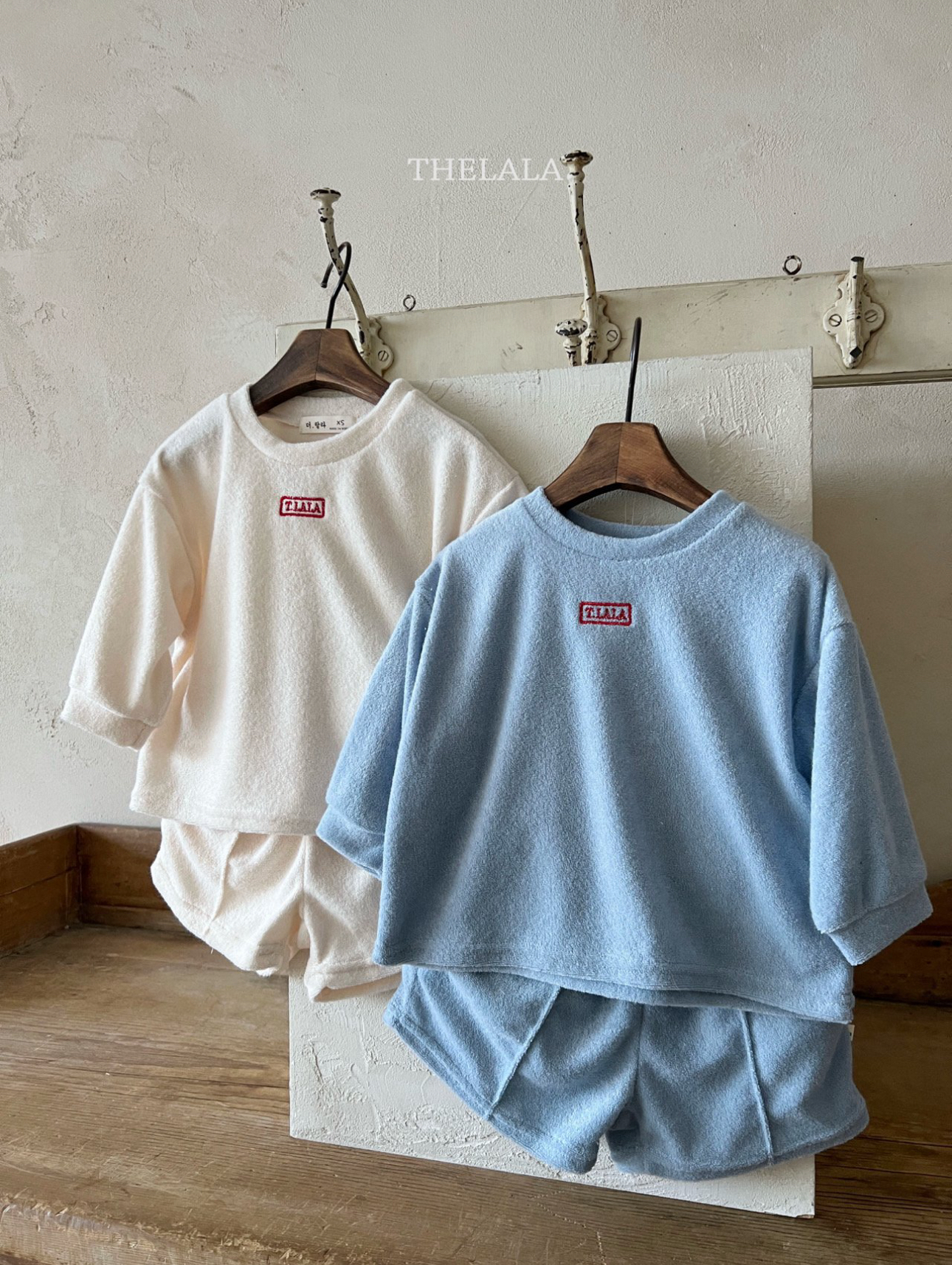 🌸預訂 韓國直送🌸🇰🇷THELALA兩色標誌刺繡章毛巾料上下套裝