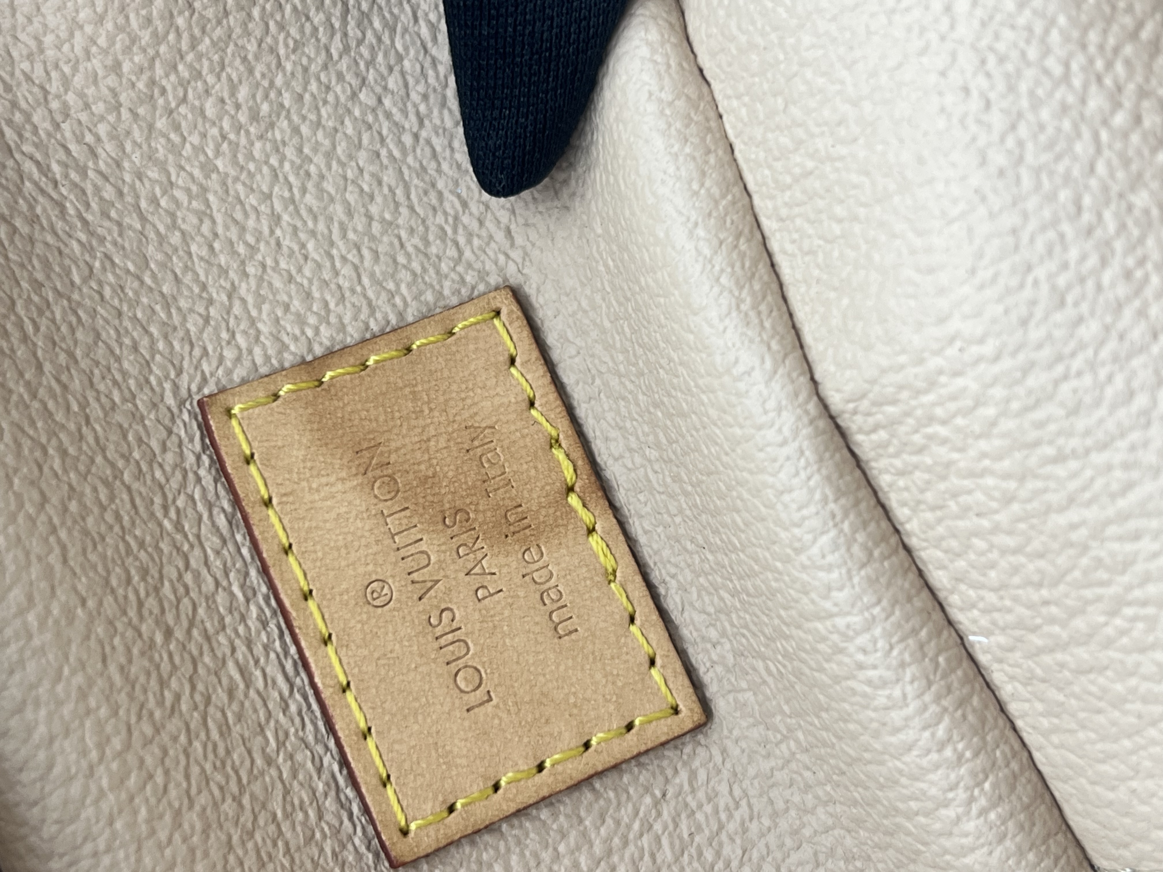 Pre-Owned LV Nice Nano / Product Code: 26060608