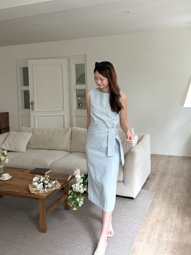 Pastelly Gathered Waist Dress (Blue)