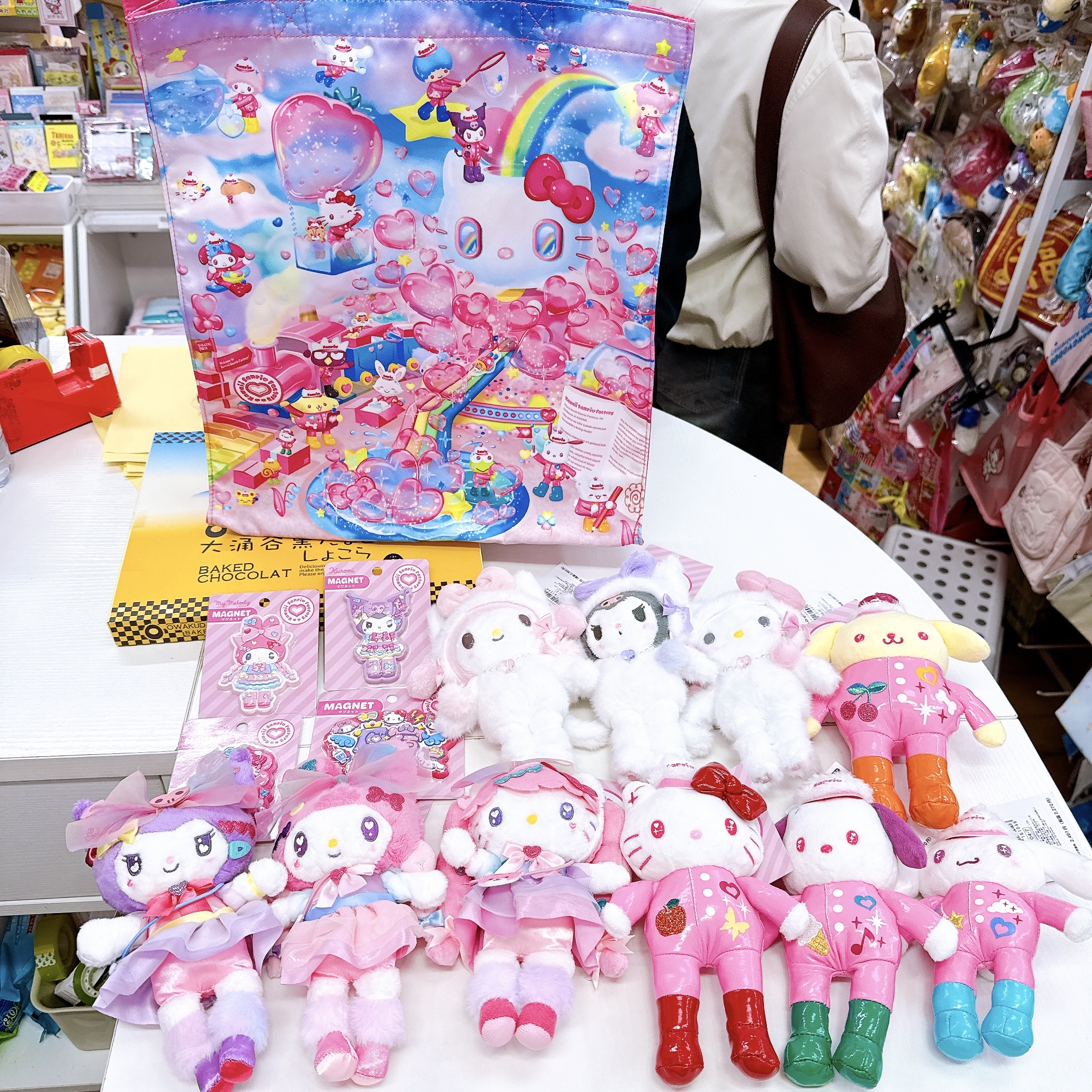 原宿限定Kawaii Sanrio Factory長腿系列