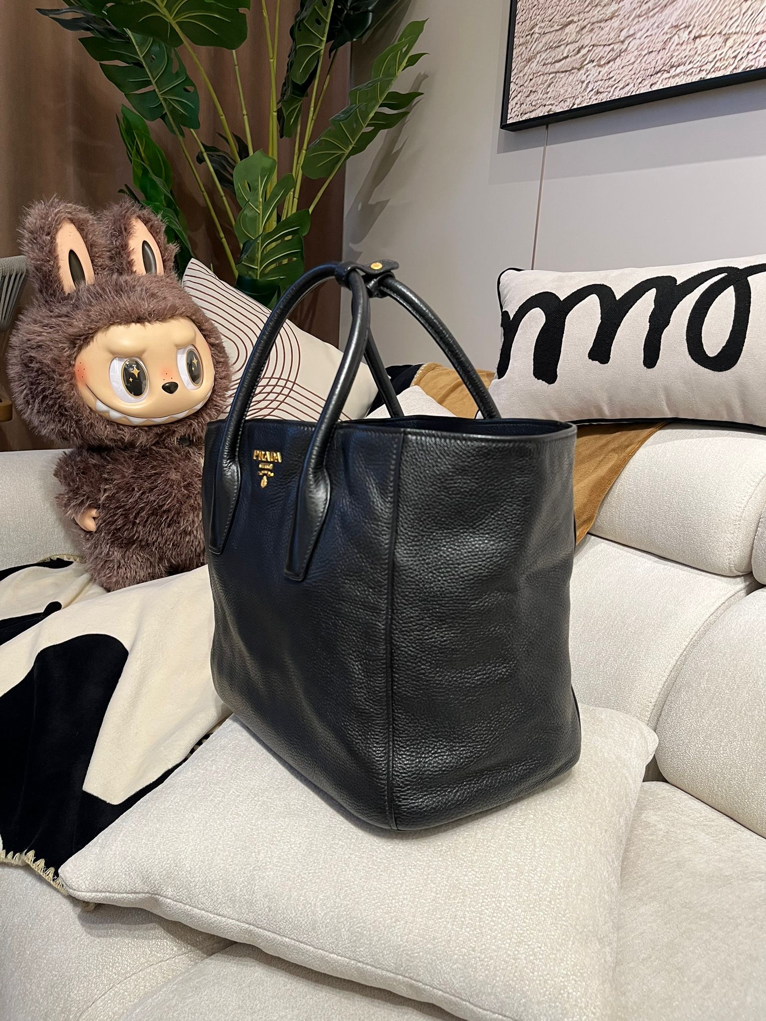 PRADA Vitello Daino Tote Bag 黑色牛皮100%Authentic, 95%new