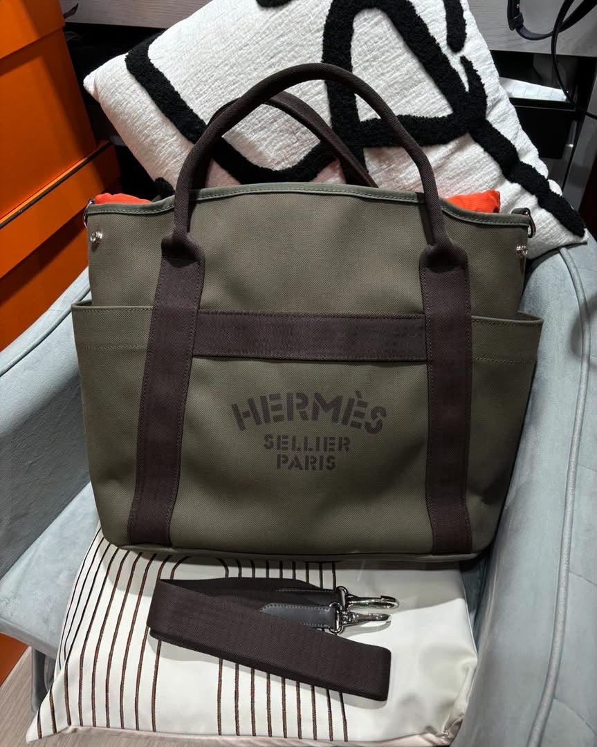 HERMES Grooming tote shoulder bag Stamp X 100%Authentic,95%new✅strap✅dust bag  
