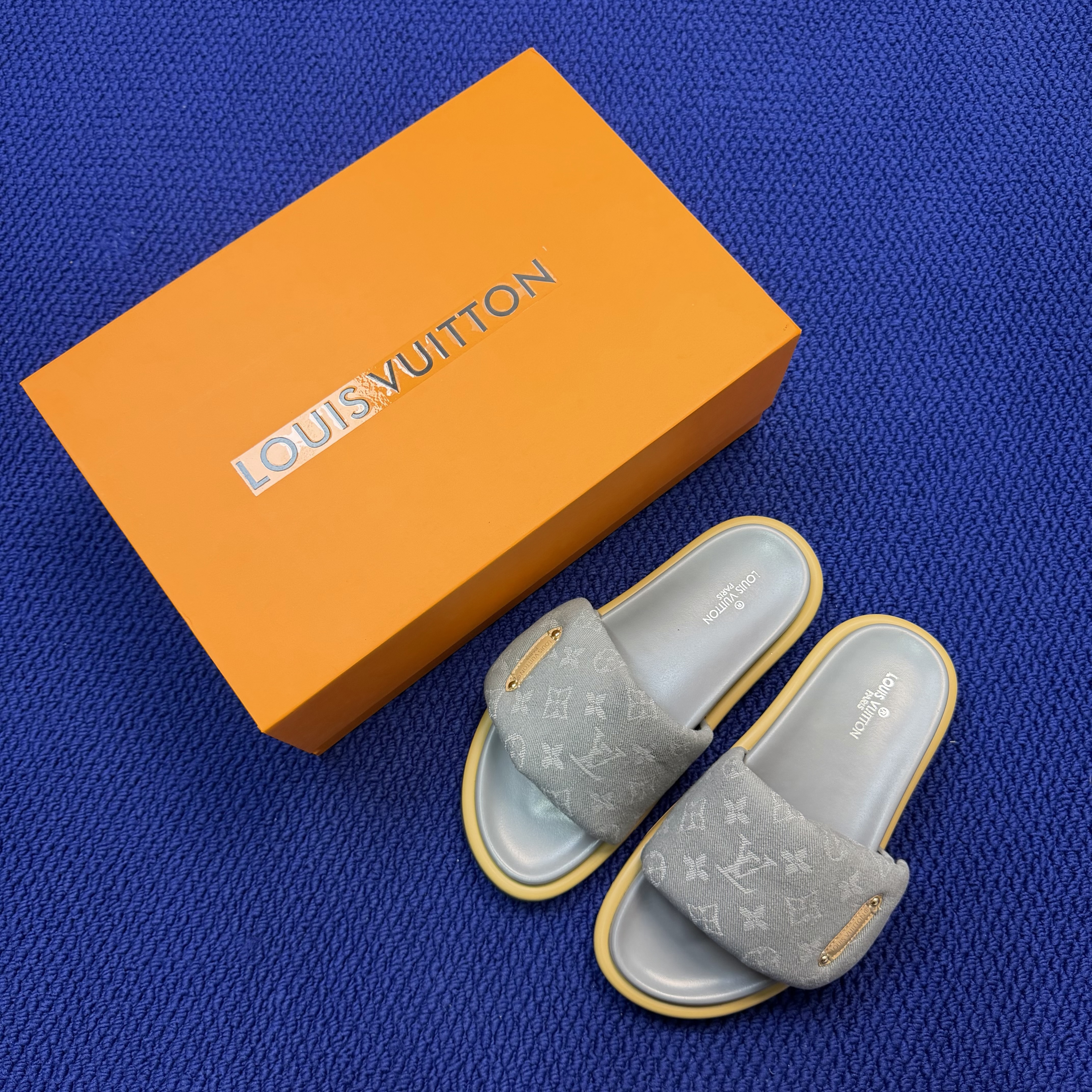 Louis Vuitton LV Pool Pillow Comfort Mule