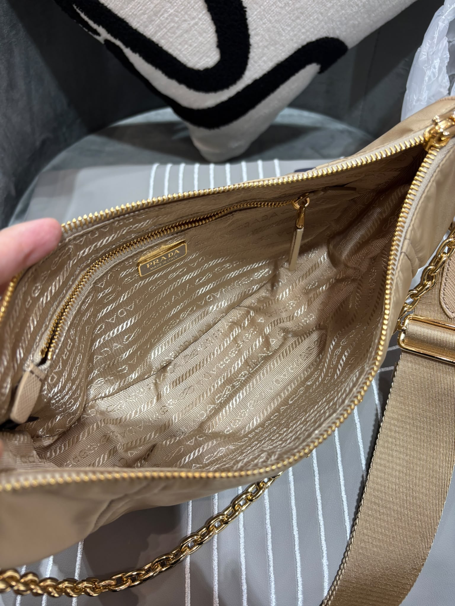 PRADA Re-Nylon Demi-Lune hobo bag 2 way bag 1BH222 100%Authentic, 95%New ✅ certificate ✅Dust Bag