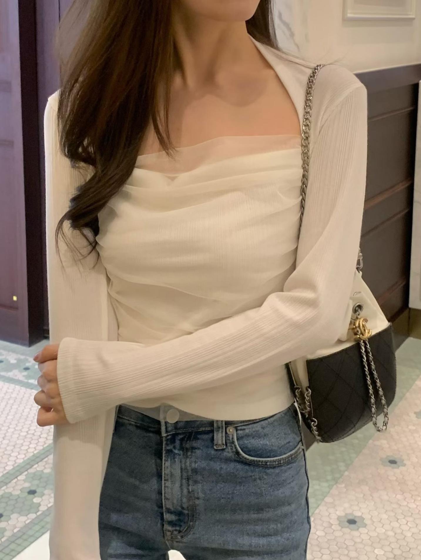 $189Free size 方形領口設計❤️偷偷幫你拉長頸線😀露少少鎖骨刻意性感😁😁~方形領口設計❤️偷偷幫你拉長頸線😀露少少鎖骨刻意性感😁😁~WhatsApp 62353222