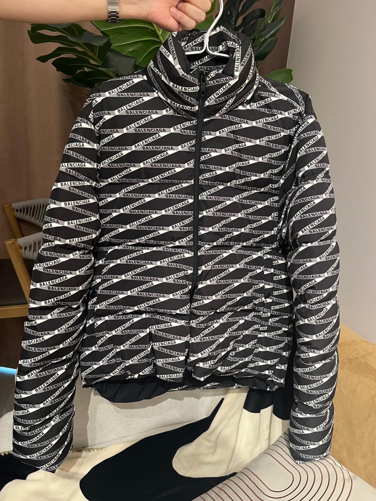 Balenciaga Quilted Logo Print Shell Jacket 100%Authentic, 98%New 