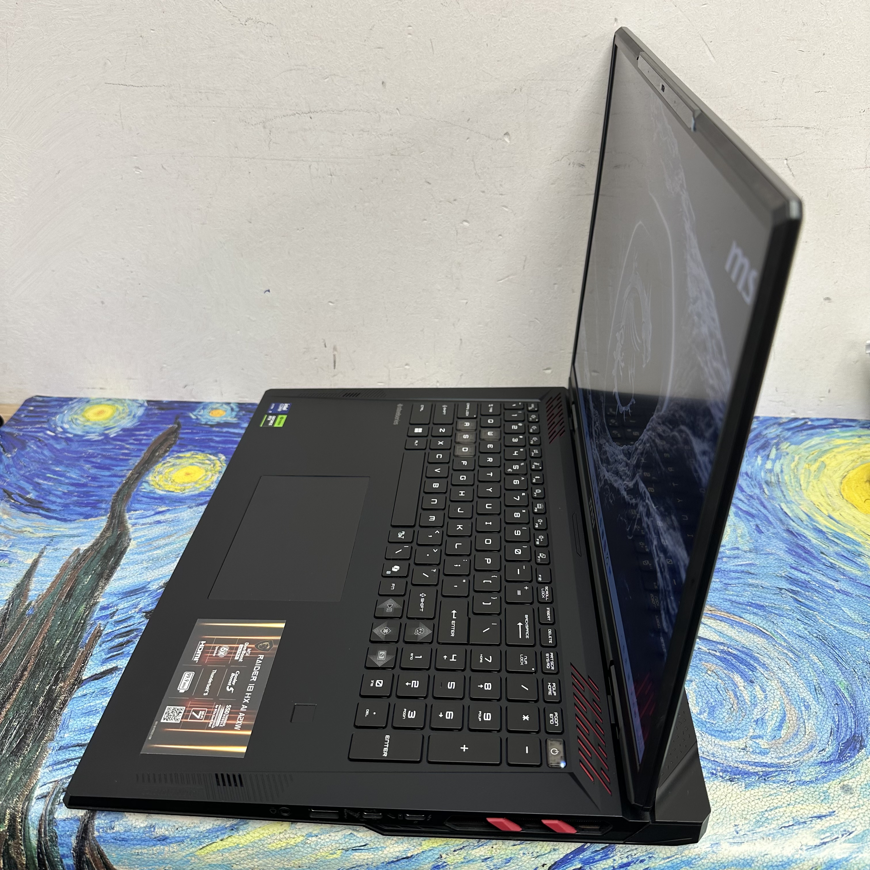#5995 MSI  Raider 18 HX Ai A2XW Ultra 9 285HX /32GB Ram/2TB SSD/RTX 5080獨立顯示卡/18寸 4K 120Hz Mon/RGB 彩色Keyboard/ Gaming Laptop / Notebook / Laptop / PC Gaming / Movie / Netflix / Youtube / Win11