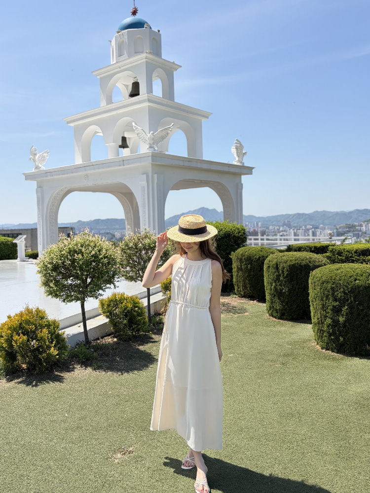 Pleated Halter Maxi Dress (Ivory)