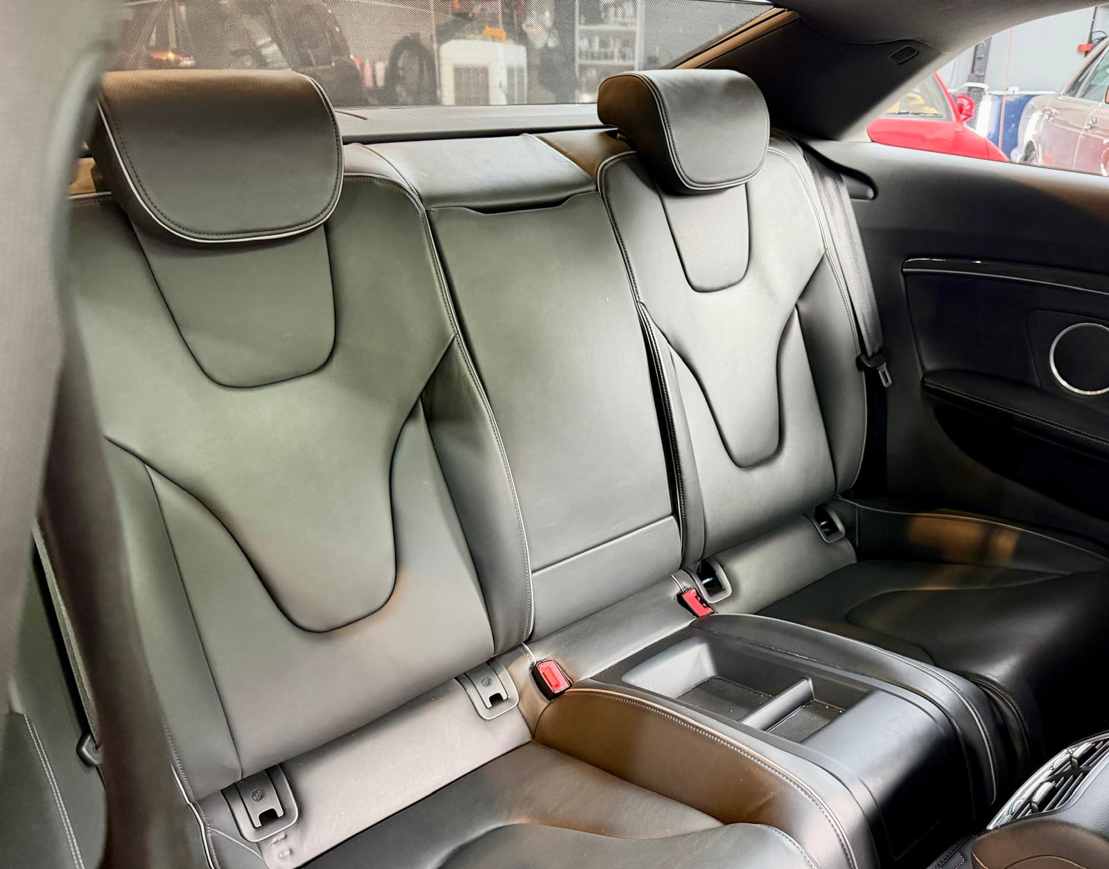 Audi RS5 Coupe 4.2 Quattro 2013