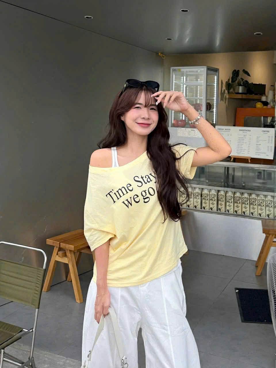 斜肩字母上衣+长裤三件套