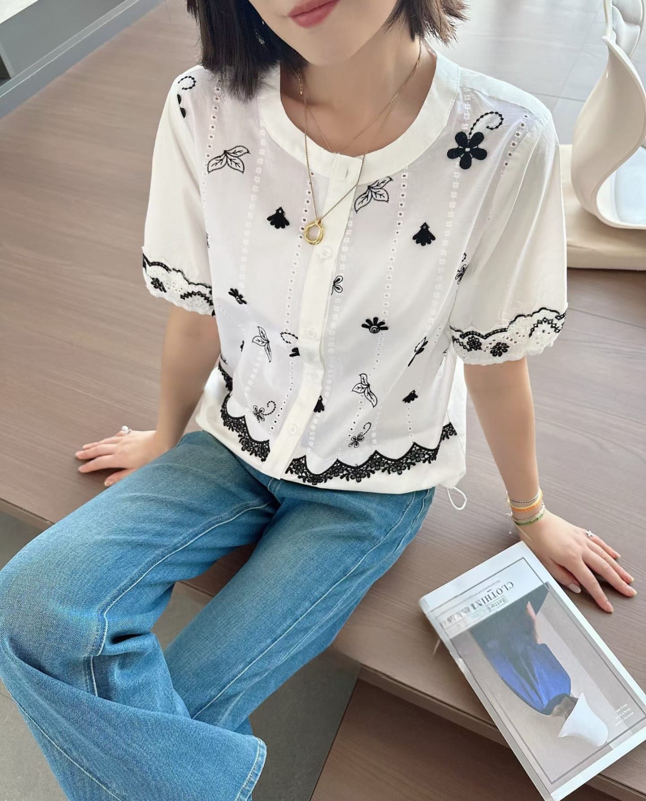 立體刺綉棉布料top