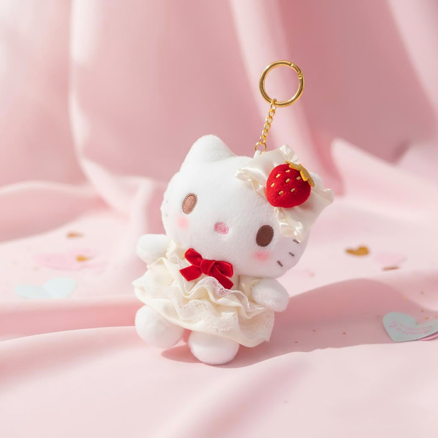 Sanrio - 草莓蛋糕公仔掛飾 (白色Hello Kitty款)